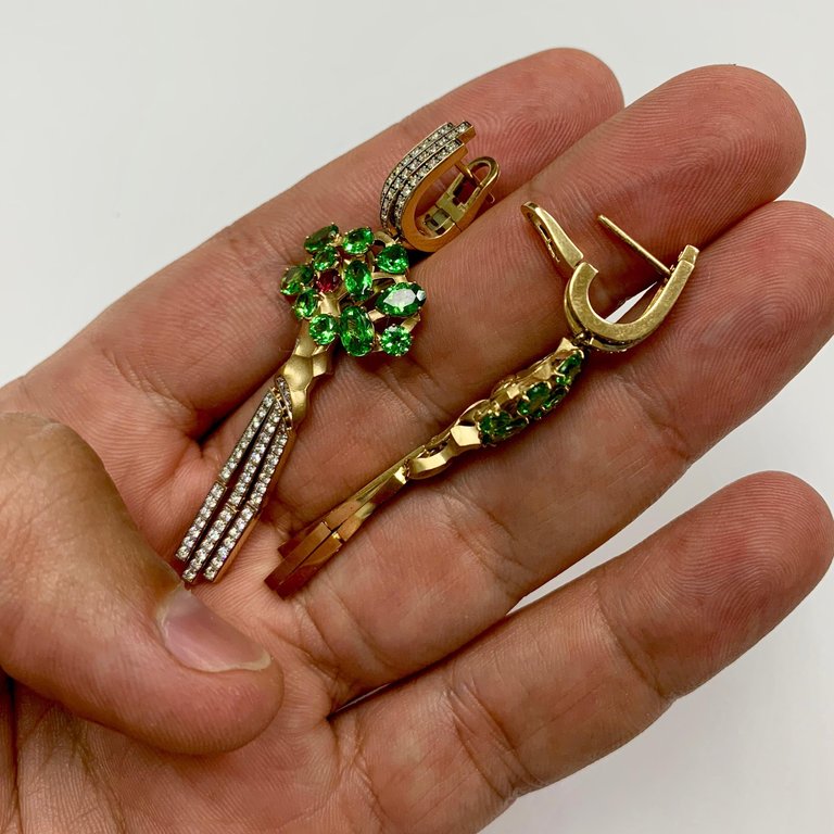 Tsavorite, Ruby, Diamonds 18K Yellow Gold Earrings, E 0145-0