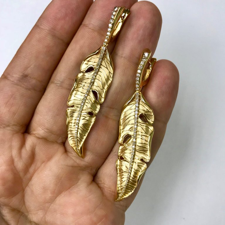 Champagne Diamonds, 18K Yellow Gold Leaf Earrings, E 0164-0