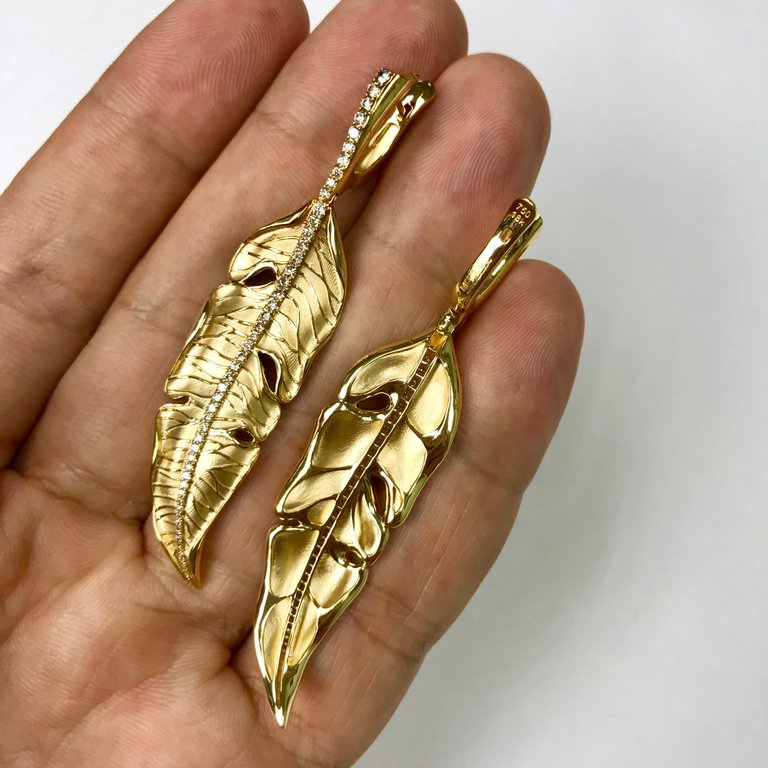 Champagne Diamonds, 18K Yellow Gold Leaf Earrings, E 0164-0