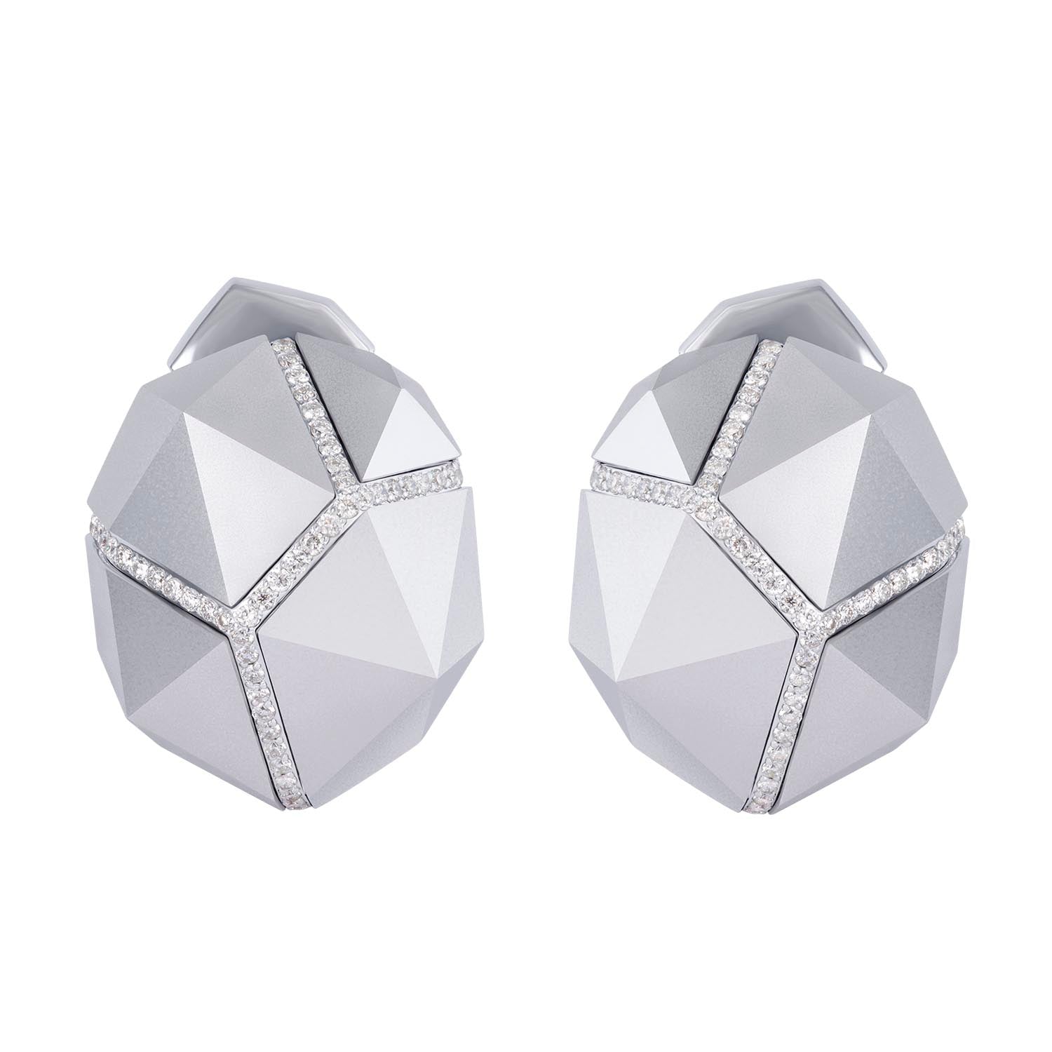 E 0191-0, 18K White Gold, Diamonds Earrings