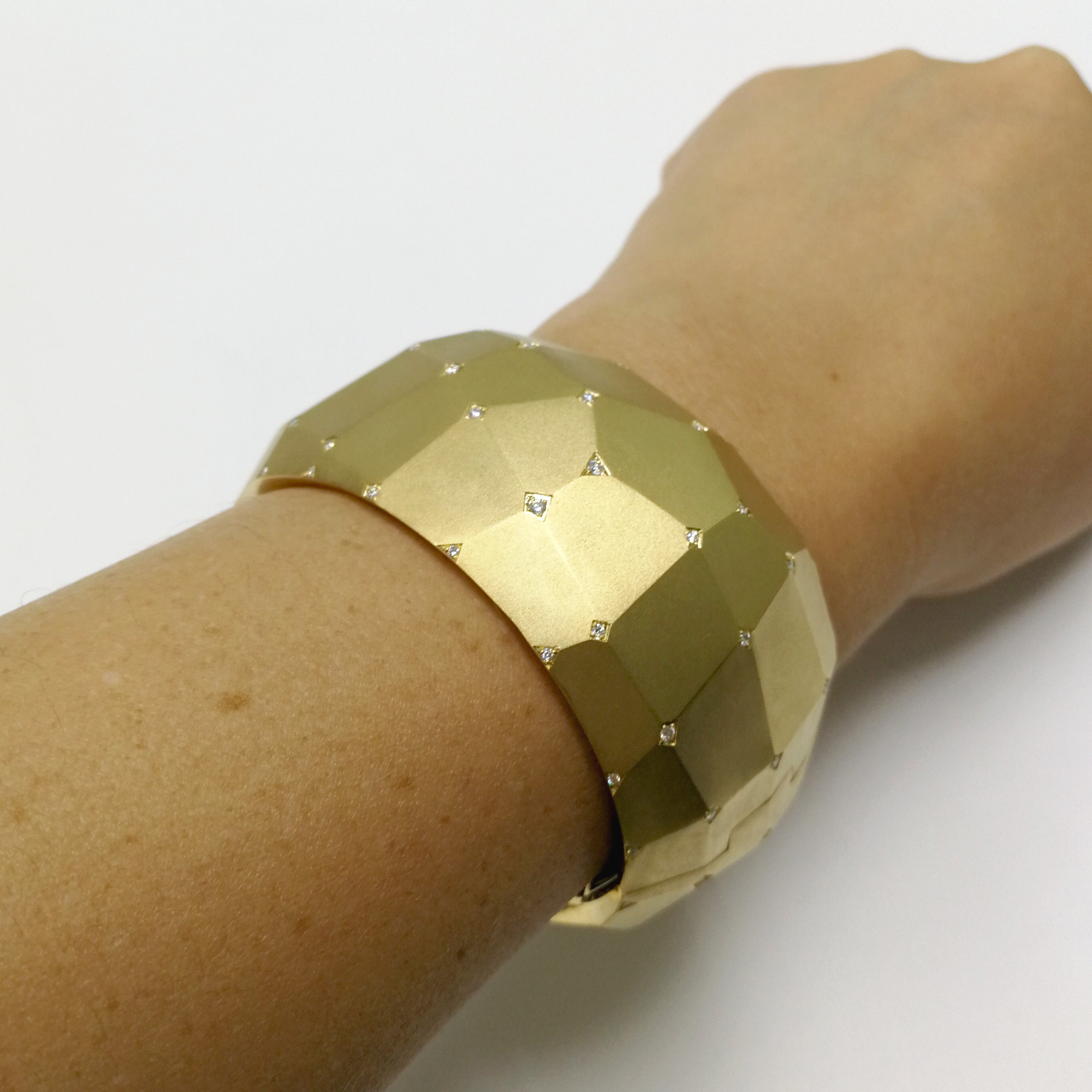 18K Yellow Gold, Diamonds Bracelet, Br 0190-1