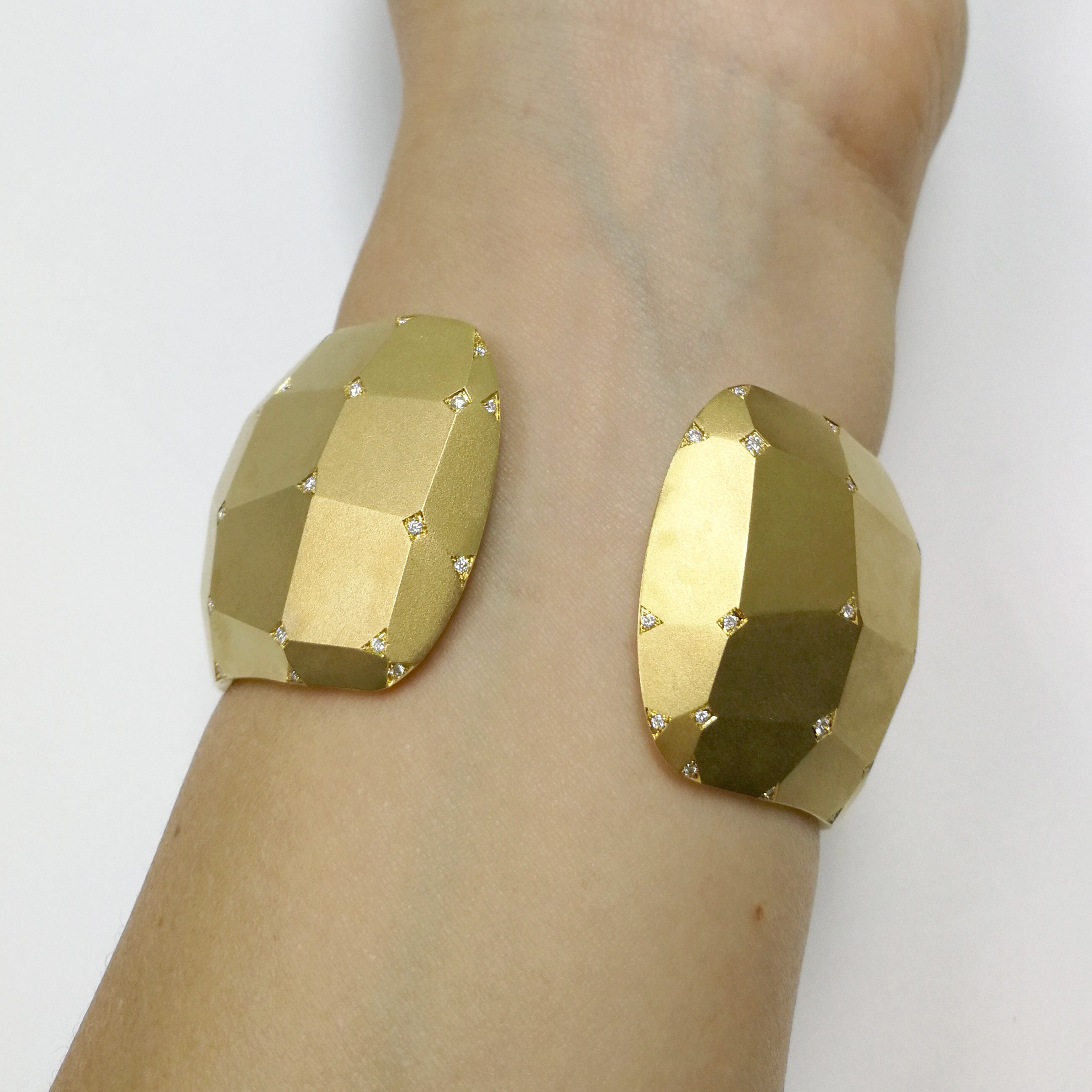 18K Yellow Gold, Diamonds Bracelet, Br 0190-1