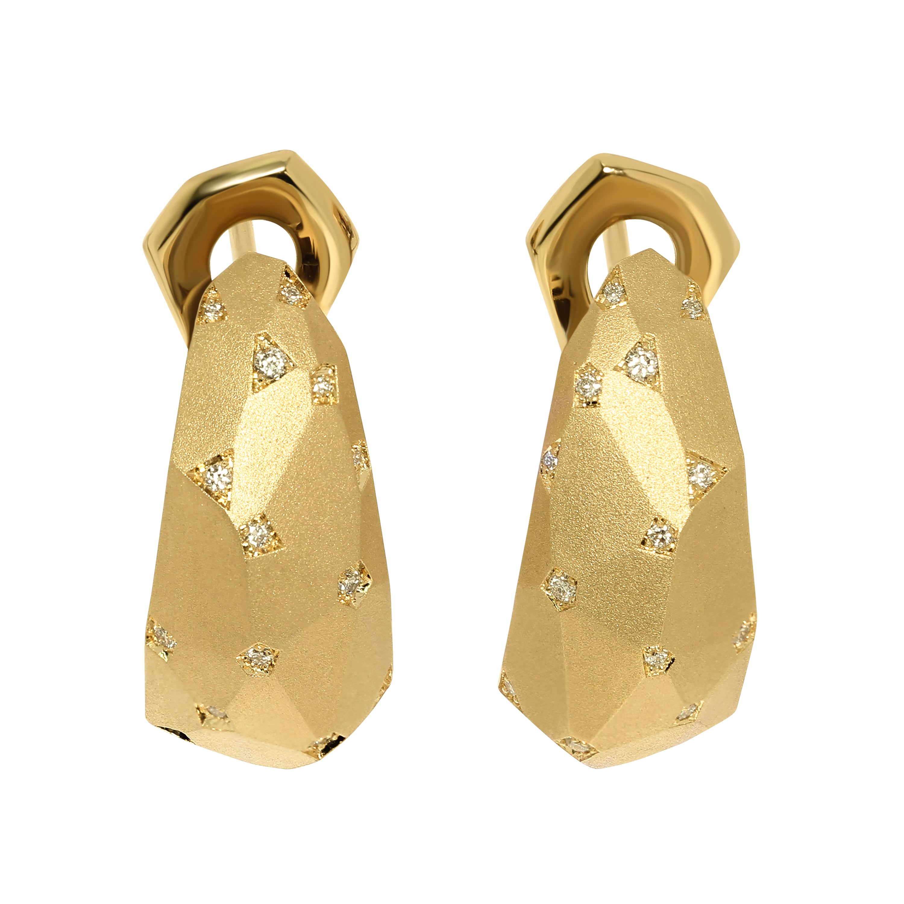 E 0190-7, 18K Yellow Gold, Diamonds Earrings