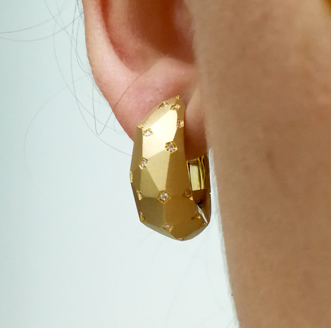 Diamonds 18K Yellow Gold Earrings, E 0190-7