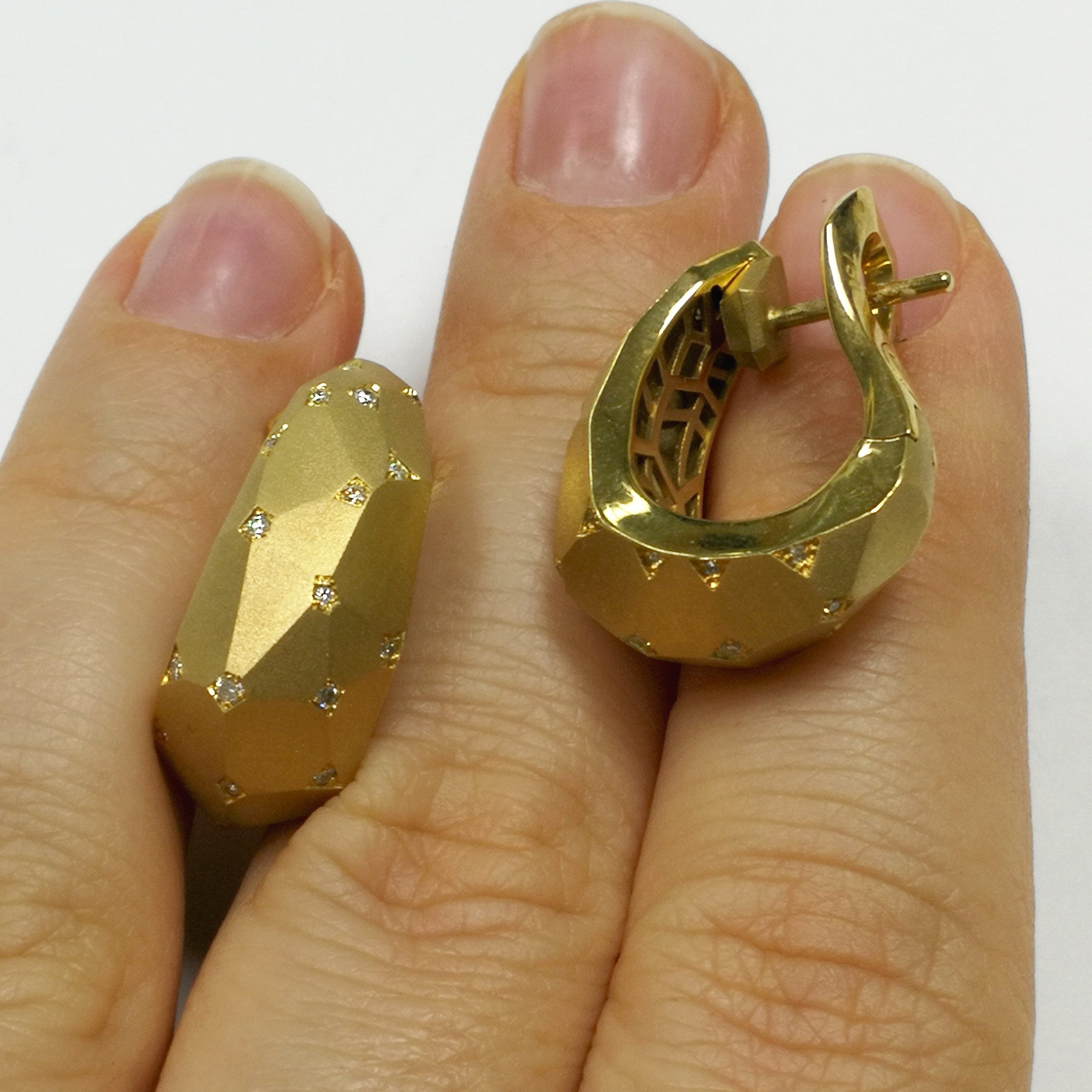 Diamonds 18K Yellow Gold Earrings, E 0190-7