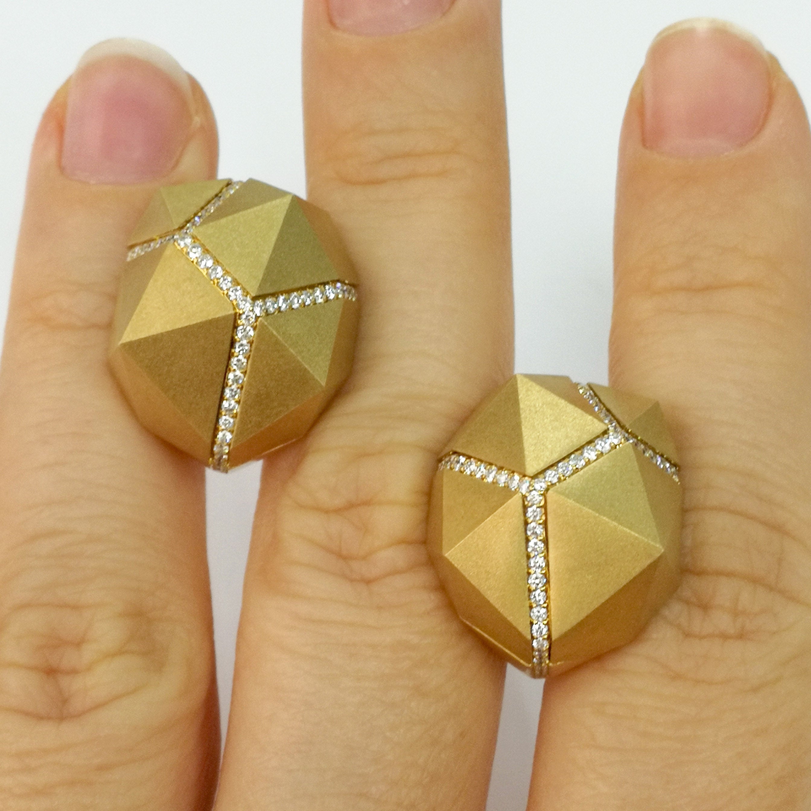Diamonds 18K Yellow Gold Earrings, E 0191-0