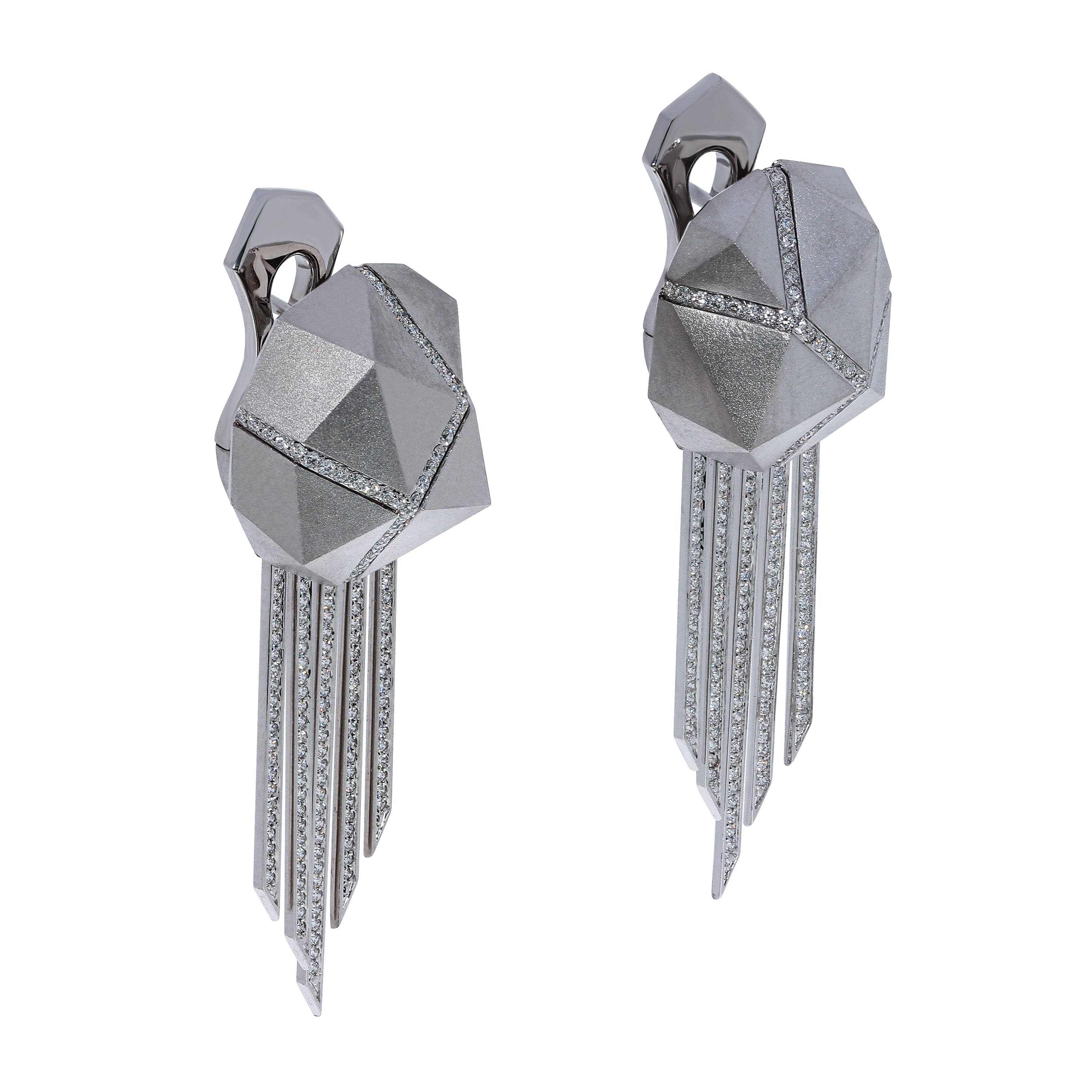 E 0191-2, 18K White Gold, Diamonds Earrings