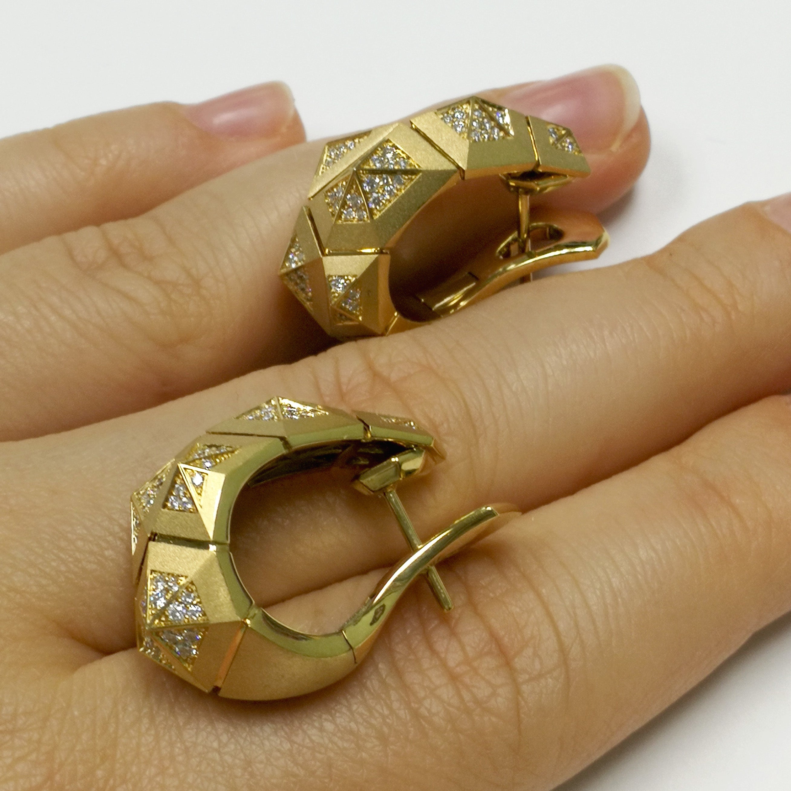 Diamonds 18K Yellow Gold Earrings, E 0191-4