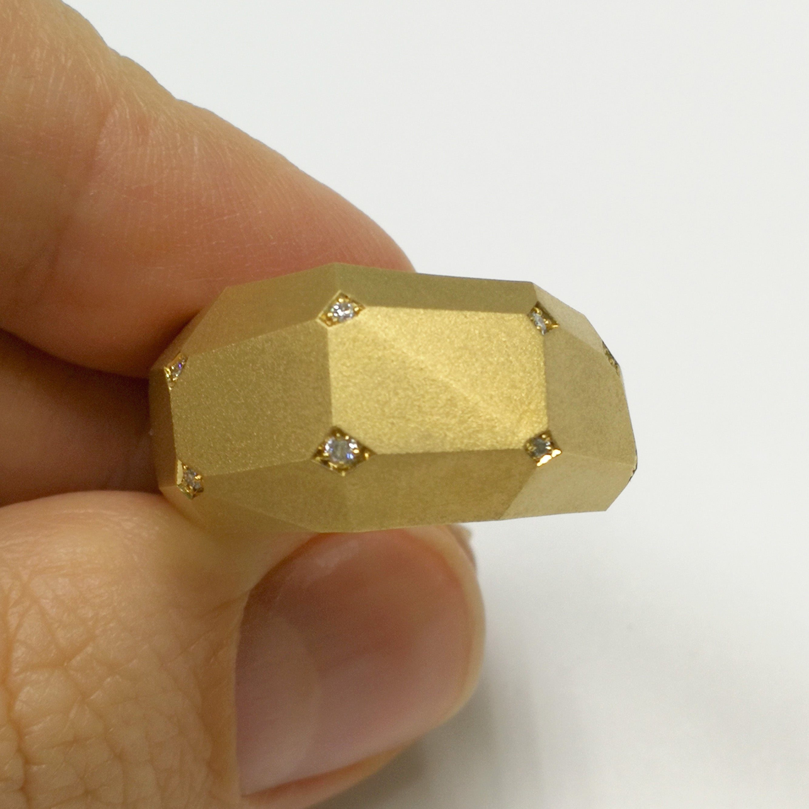 18K Yellow Gold, Diamonds Ring, R 0190-5