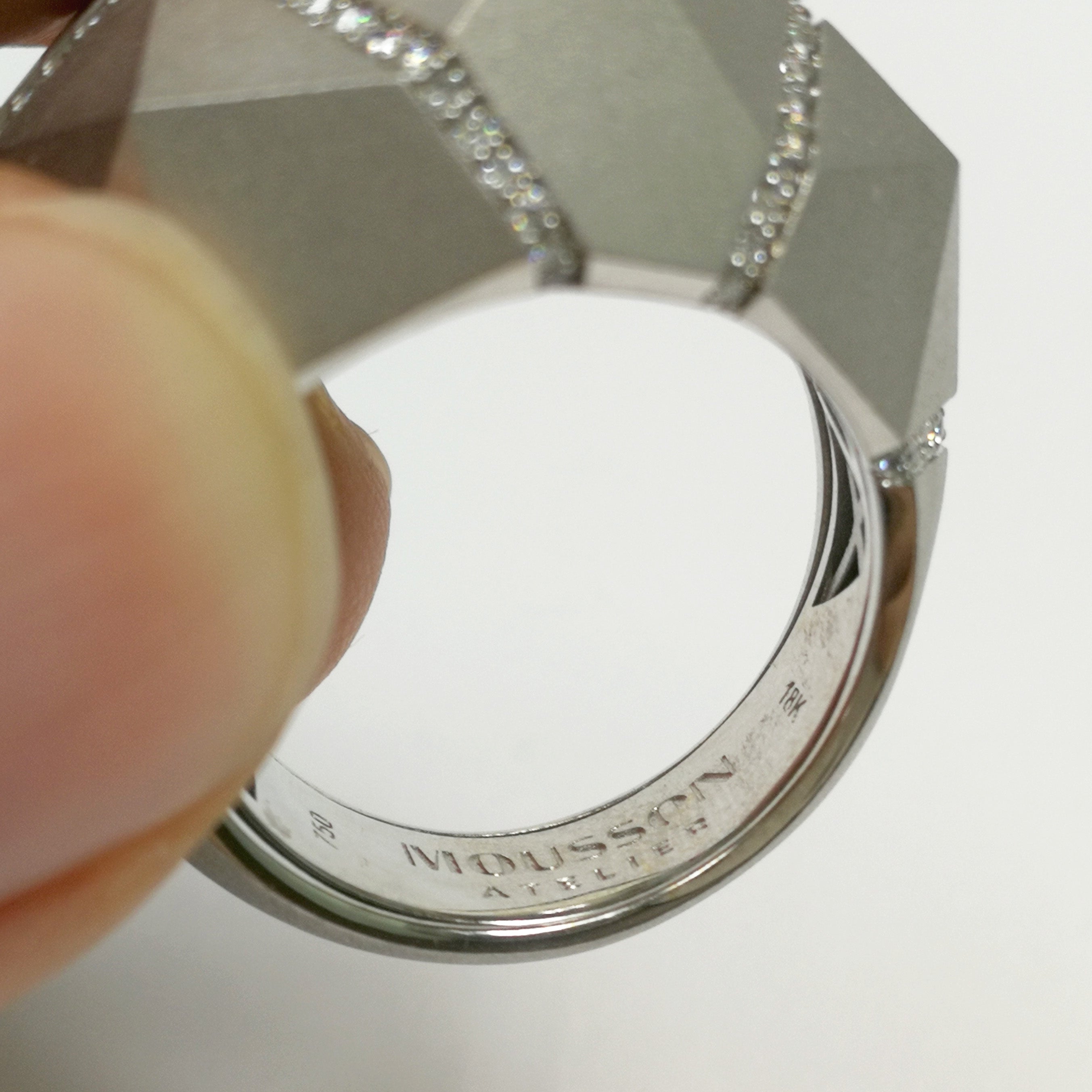 Diamonds 18K White Gold Ring, R 0191-0