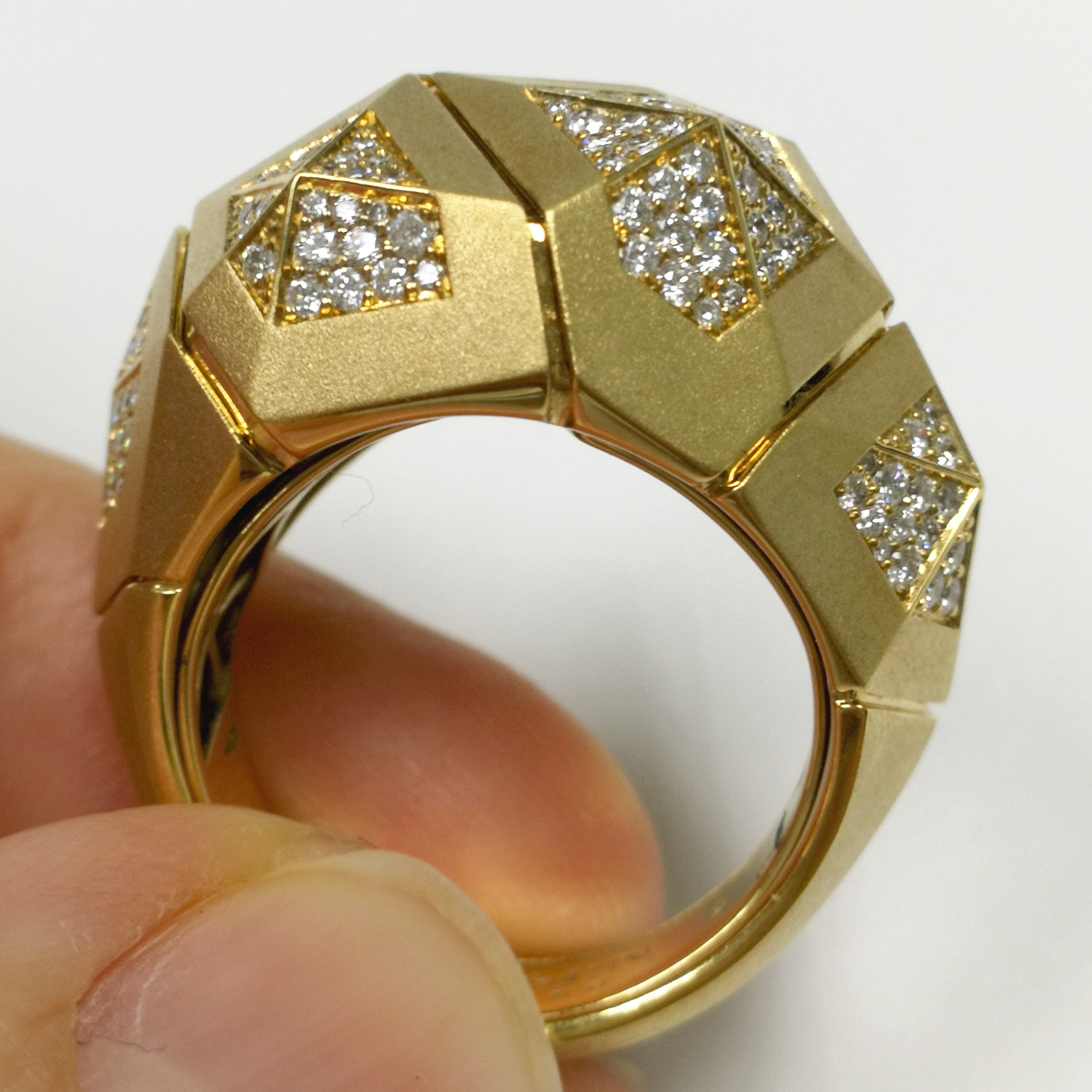 18K Yellow Gold, Diamonds Ring, R 0191-1