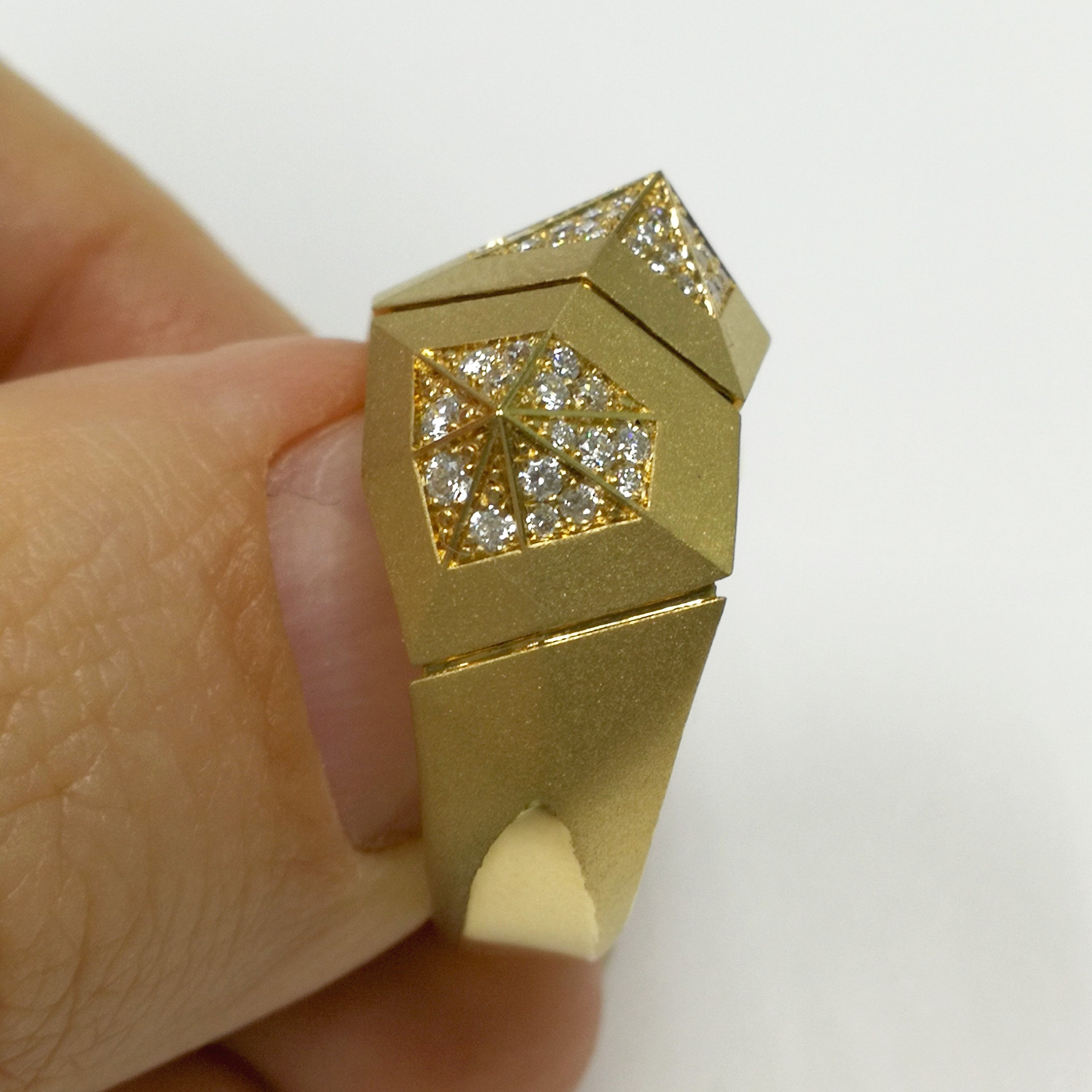 Diamonds 18K Yellow Gold Ring, R 0191-3