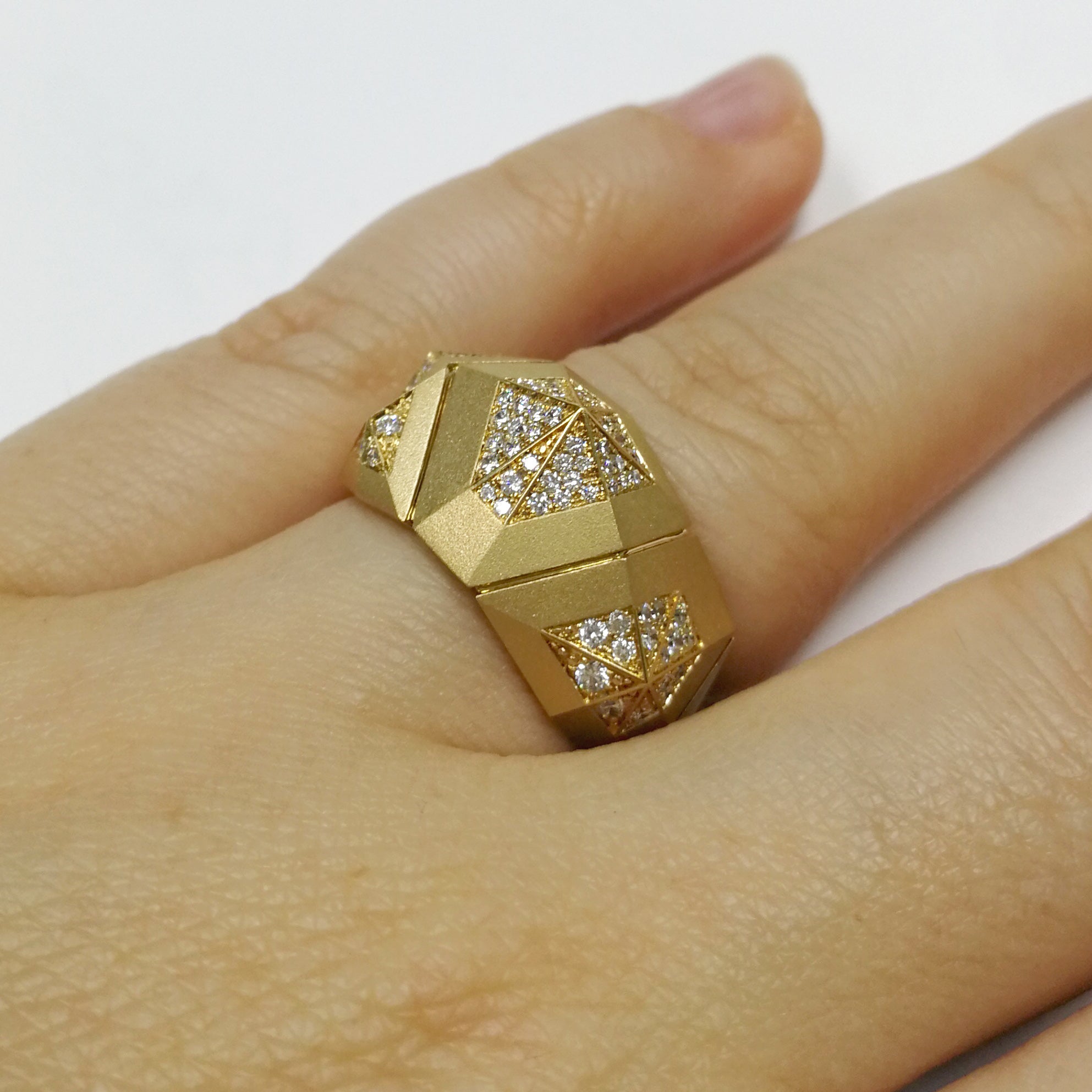 Diamonds 18K Yellow Gold Ring, R 0191-3