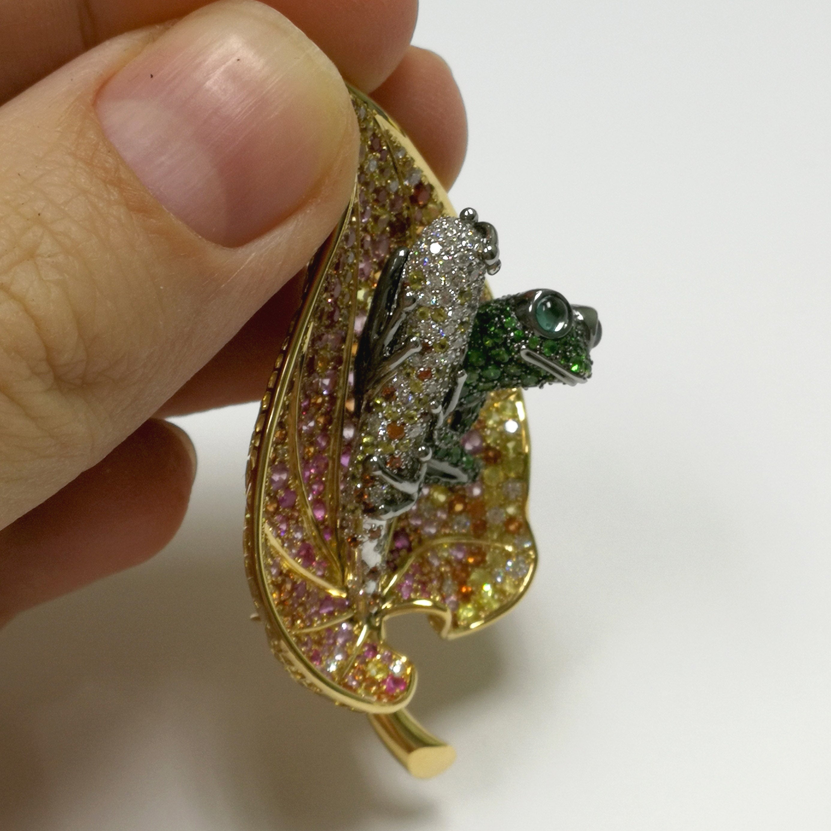 Brs 0179-0, 18K Yellow and White Gold, Multi-Color Sapphires, Diamonds Frog Brooch