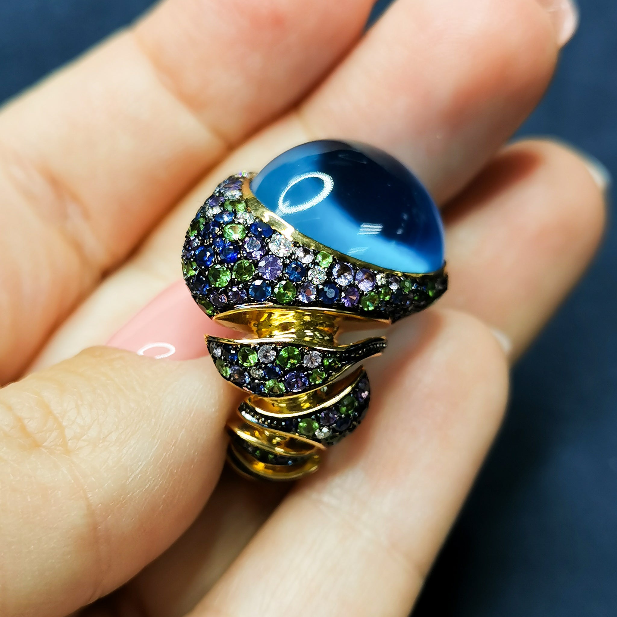 Topaz, Sapphires, Diamonds 18K Yellow Gold Ring, R 0007-1