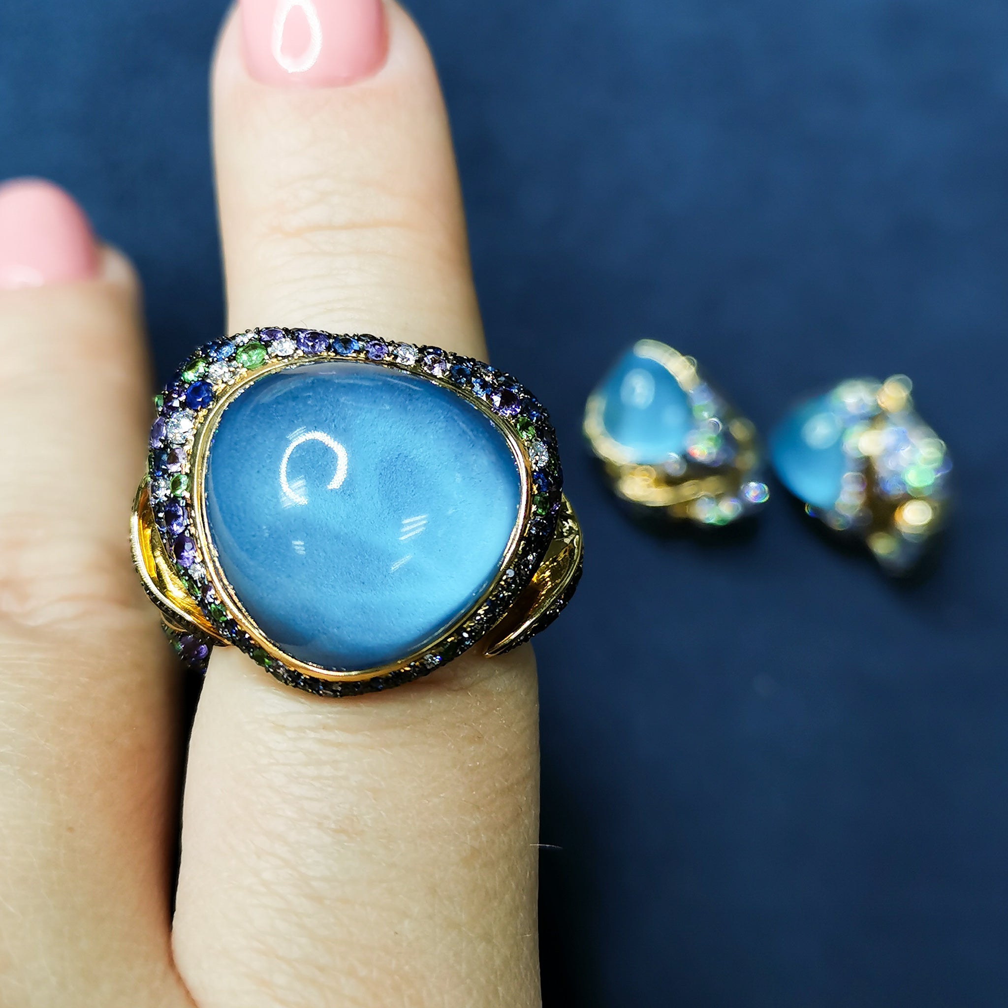 Topaz, Sapphires, Diamonds 18K Yellow Gold Ring, R 0007-1