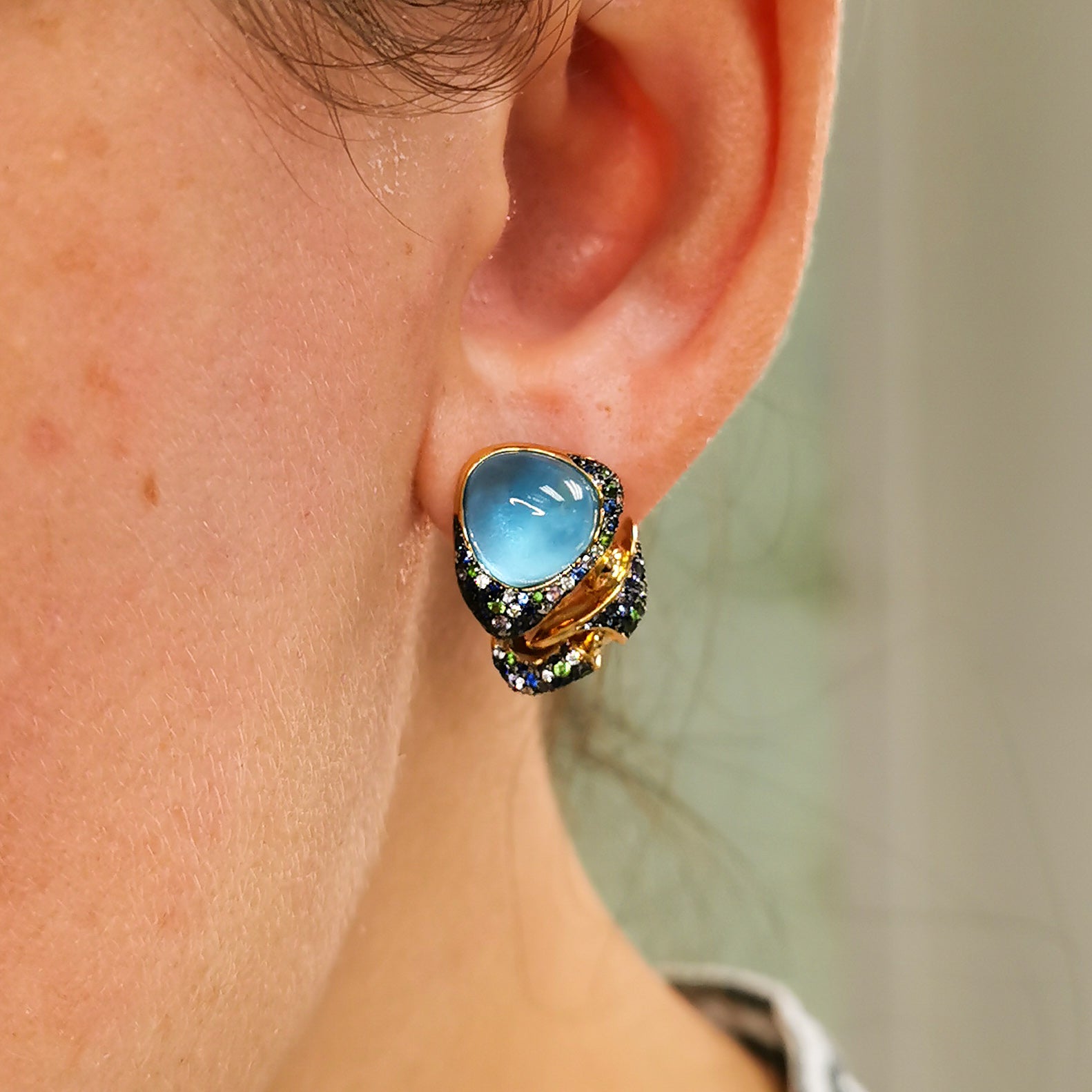 Topaz, Sapphires, Diamonds 18K Yellow Gold Earrings, E 0007-1