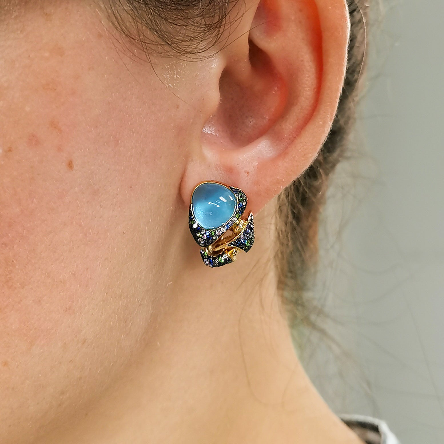 Topaz, Sapphires, Diamonds 18K Yellow Gold Earrings, E 0007-1