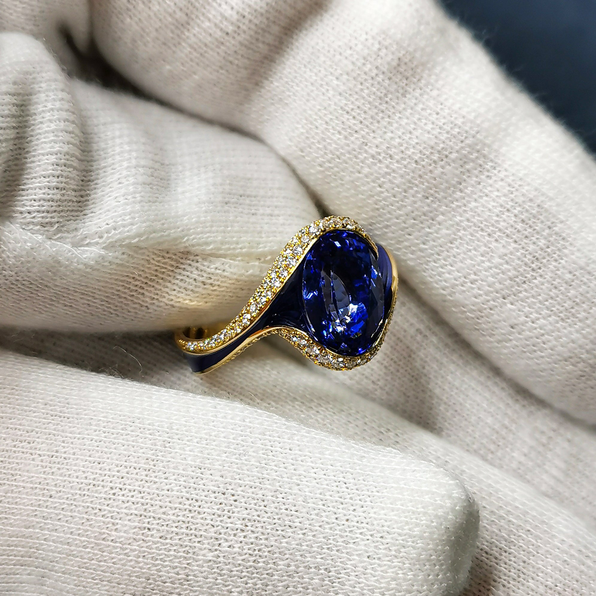 Tanzanite, Diamonds 18K Yellow Gold, Enamel Ring, R 0123-0