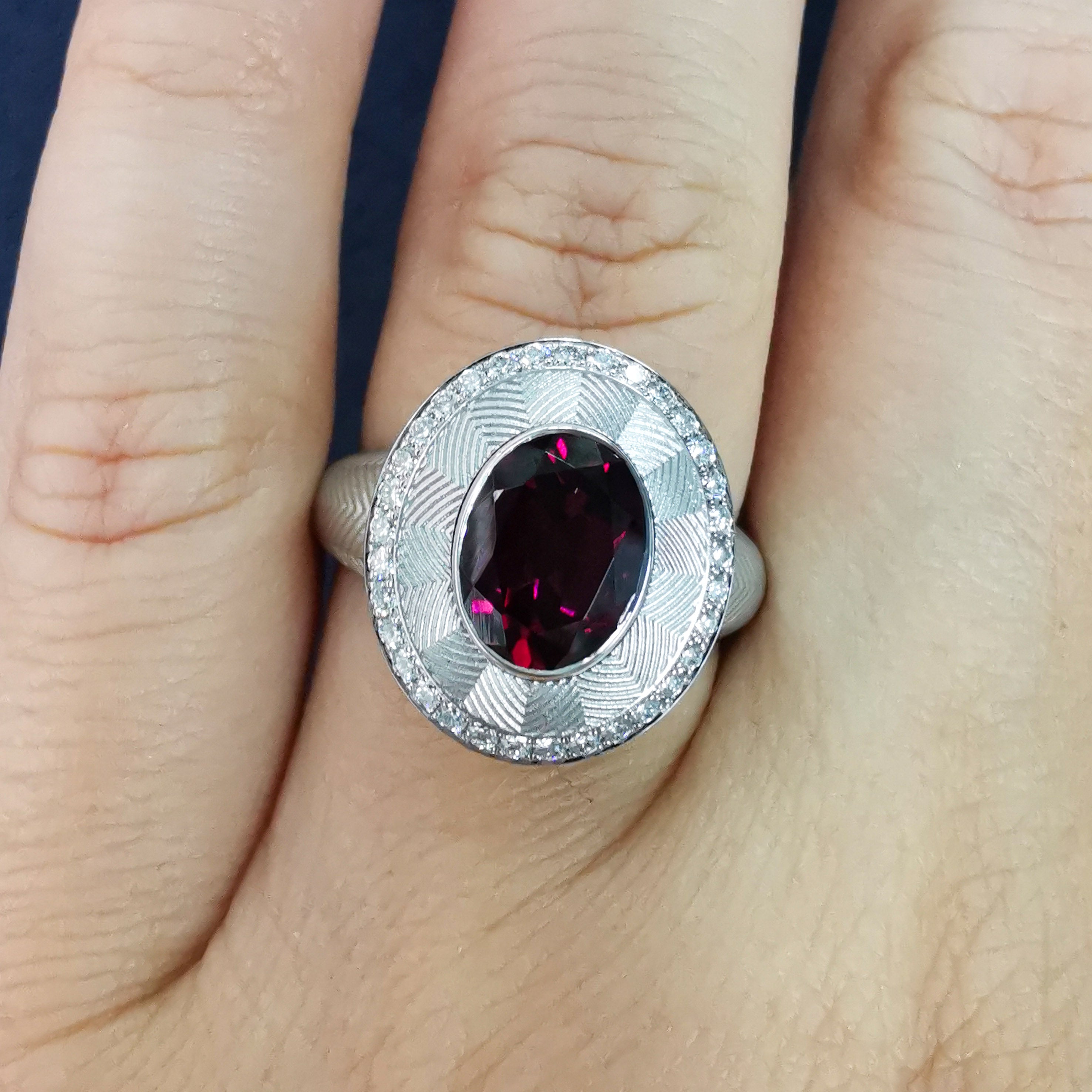 Rhodolite, Diamonds 18K White Gold Ring, R 0084-0