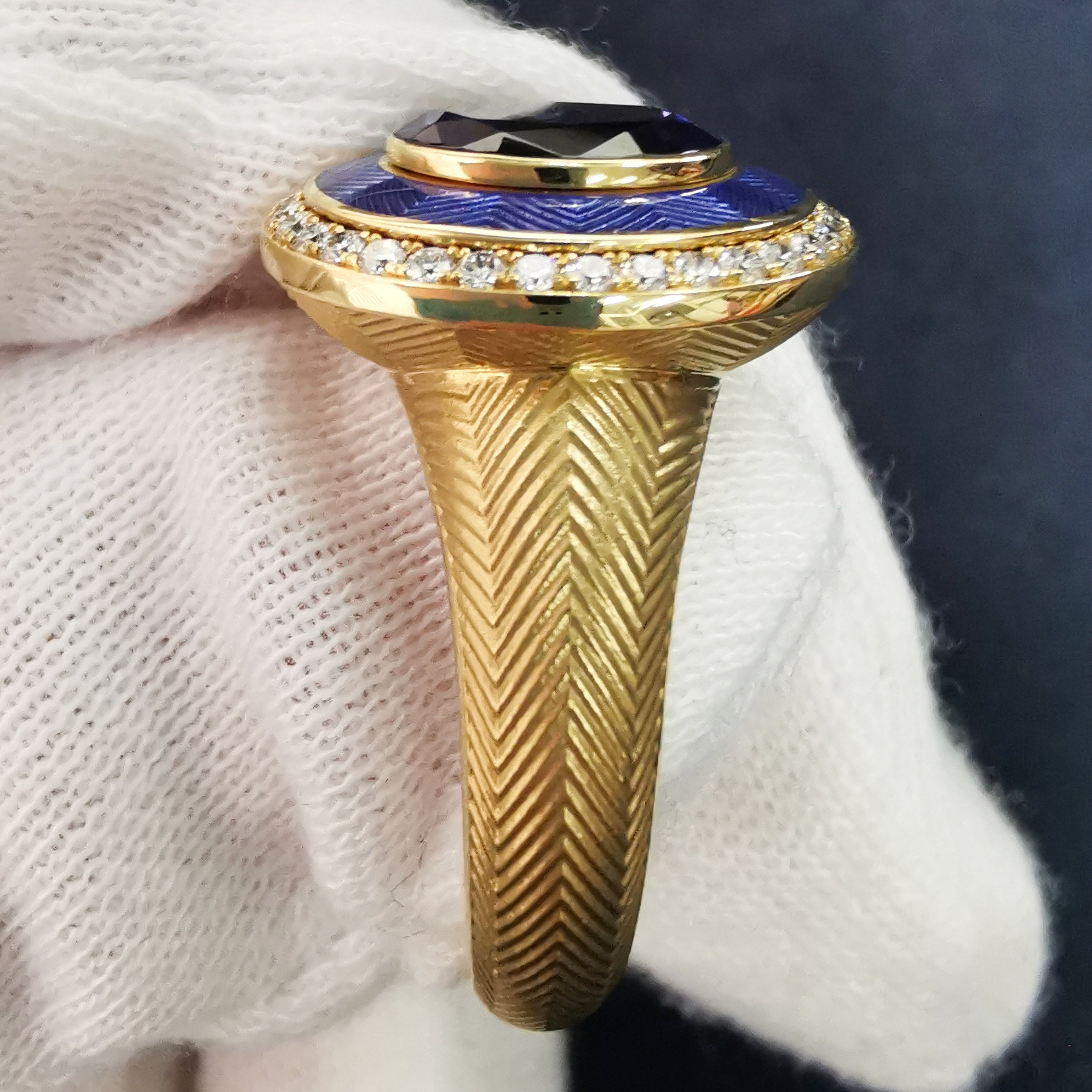 Enamel, Tanzanite, Diamonds 18K Yellow Gold Ring, R 0084-2