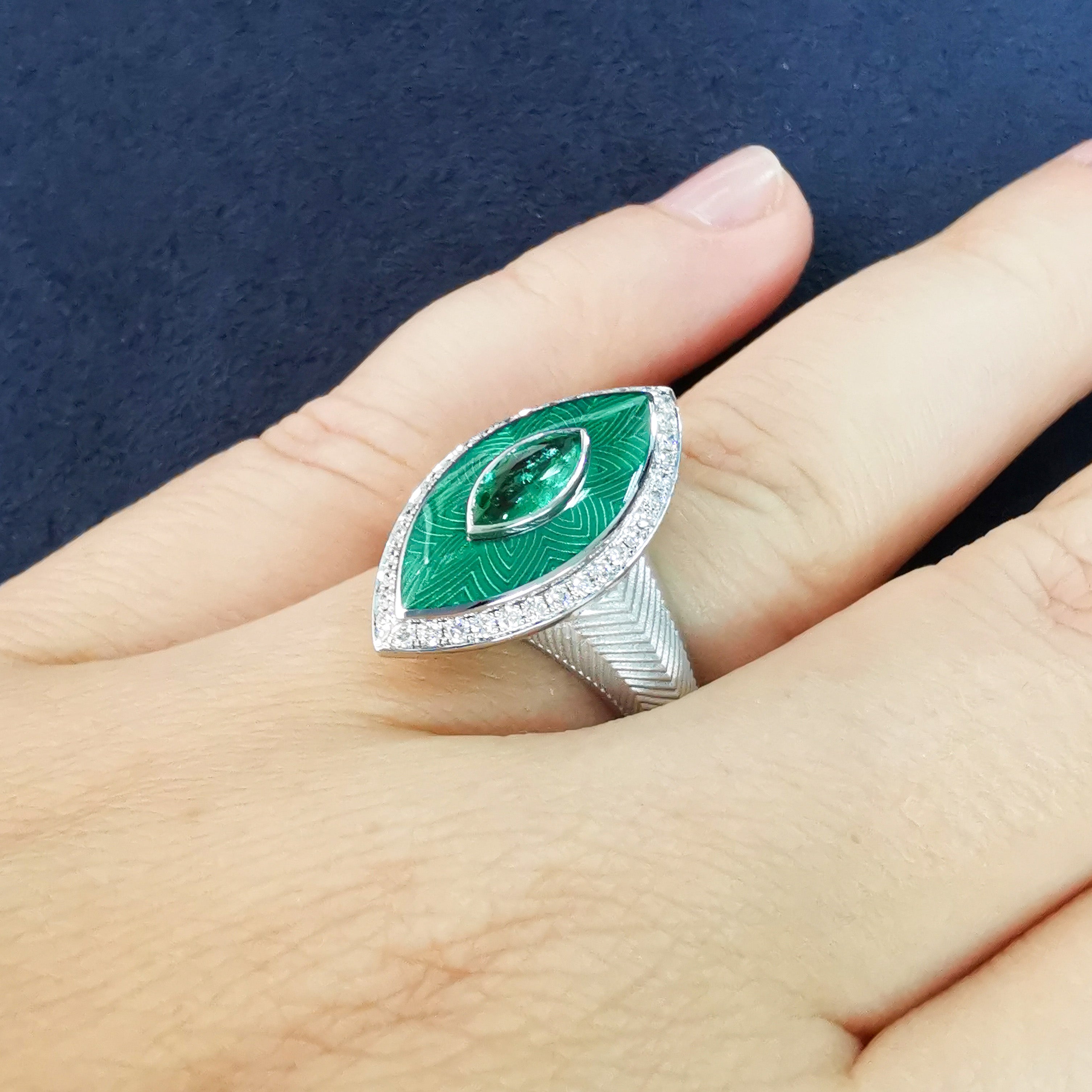Enamel, Emerald, Diamonds 18K White Gold Ring, R 0084-11
