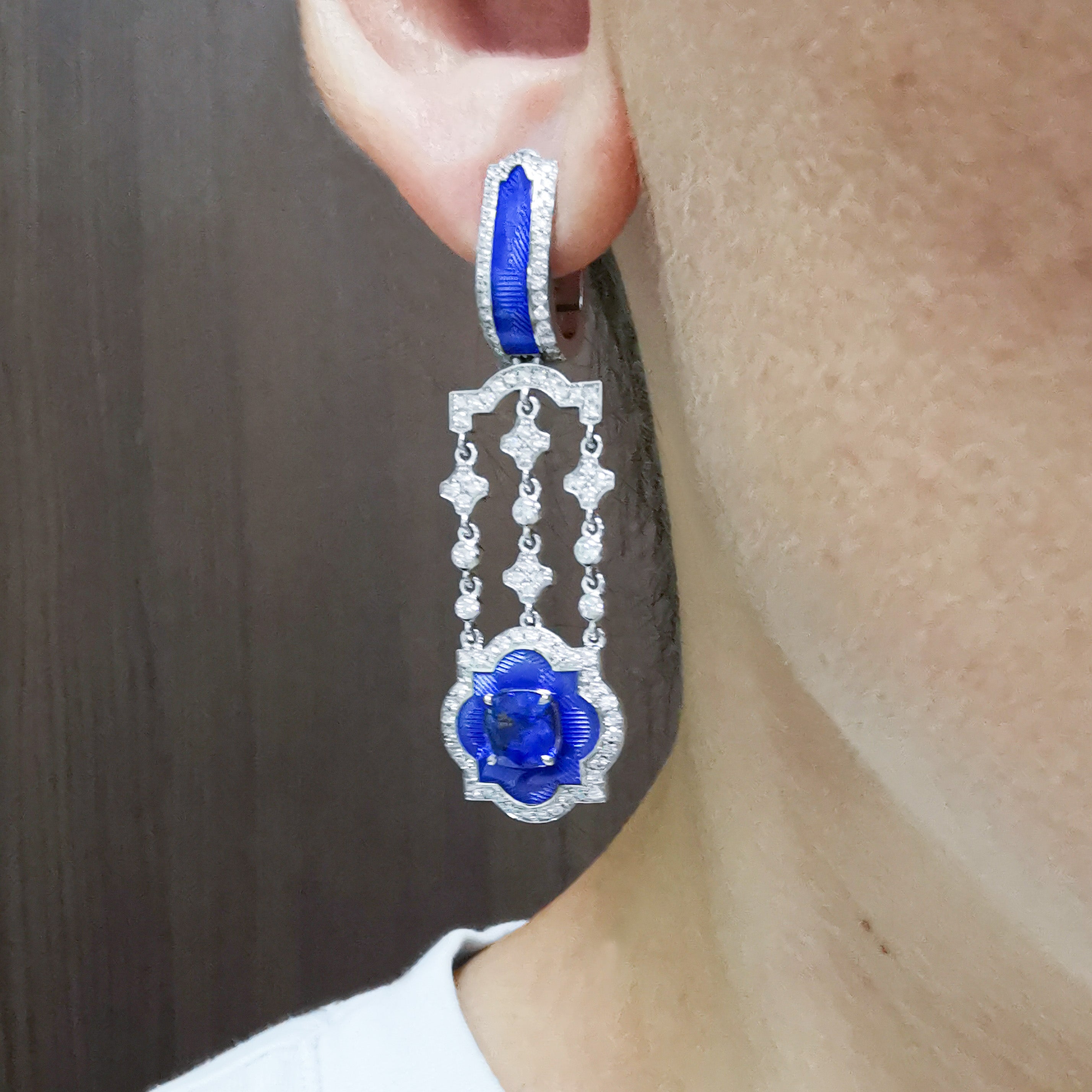 E 0117-20 18K White Gold, Sapphire, Diamonds Earrings