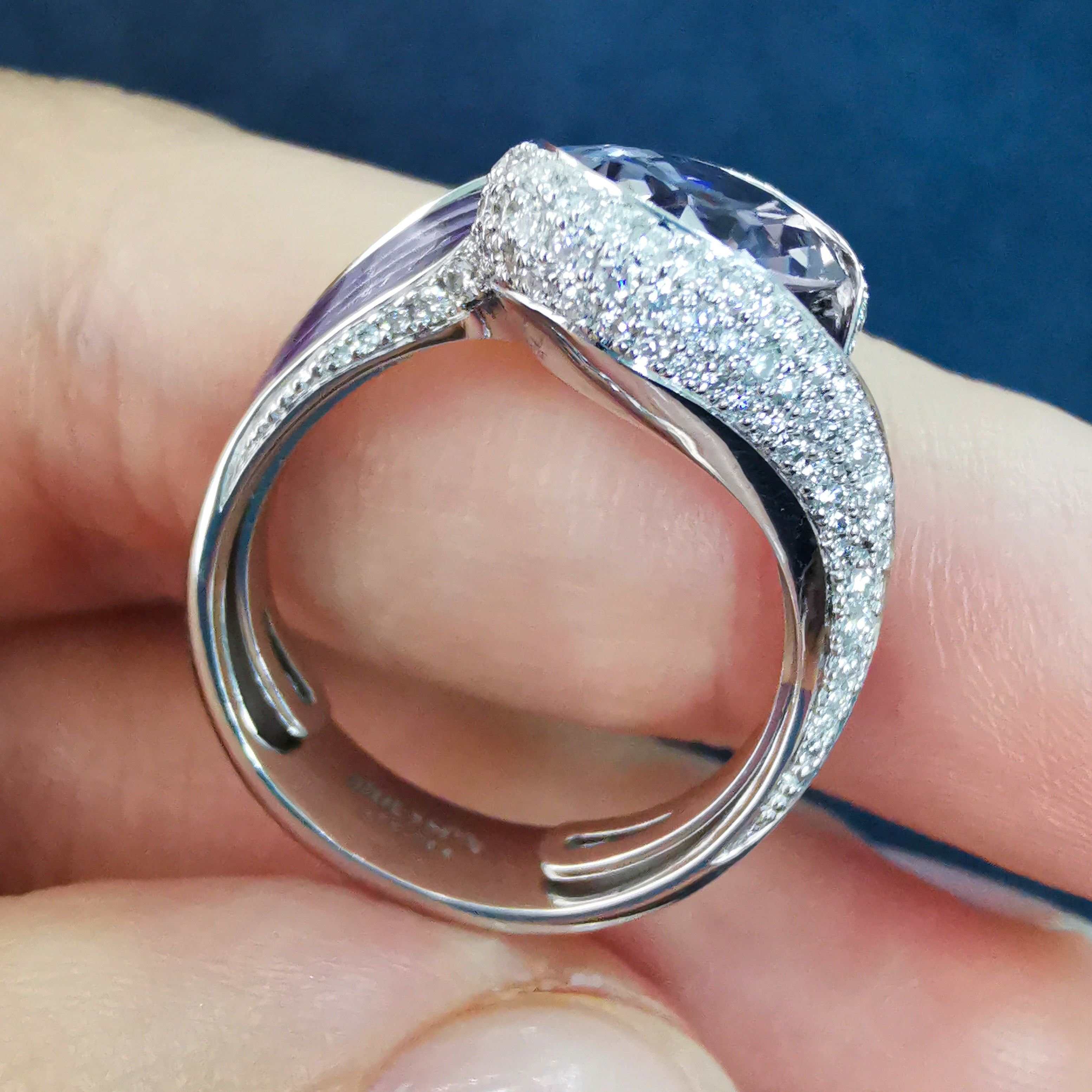 Spinel, Enamel, Diamonds 18K White Gold Ring, R 0123-0