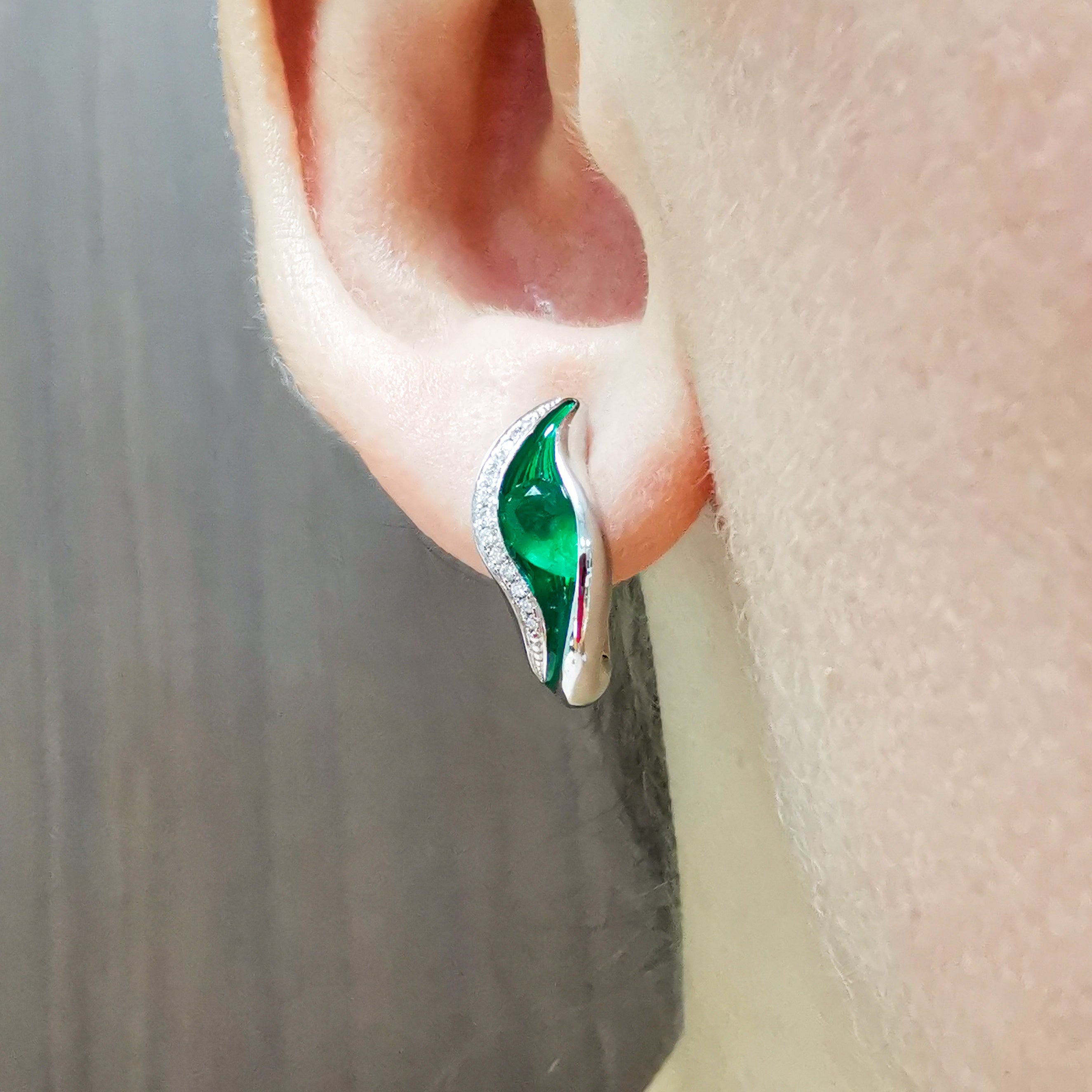 Enamel, Emerald, Diamonds 18K White Gold Earrings, E 0123-70