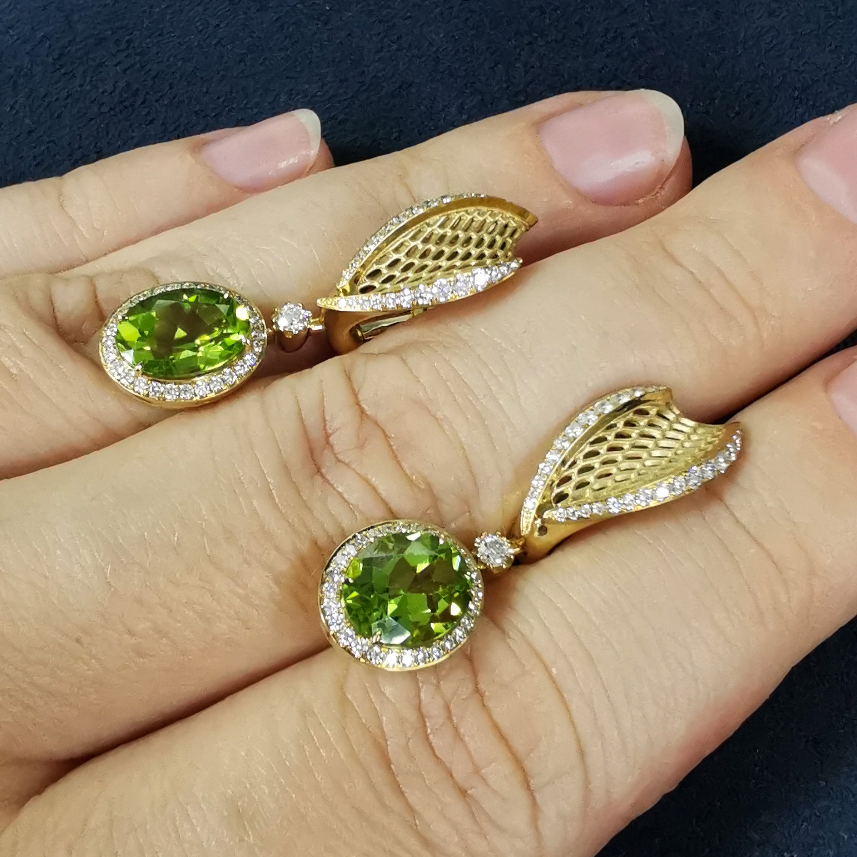 Peridot, Diamonds 18K Yellow Gold Earrings, E 0144-22
