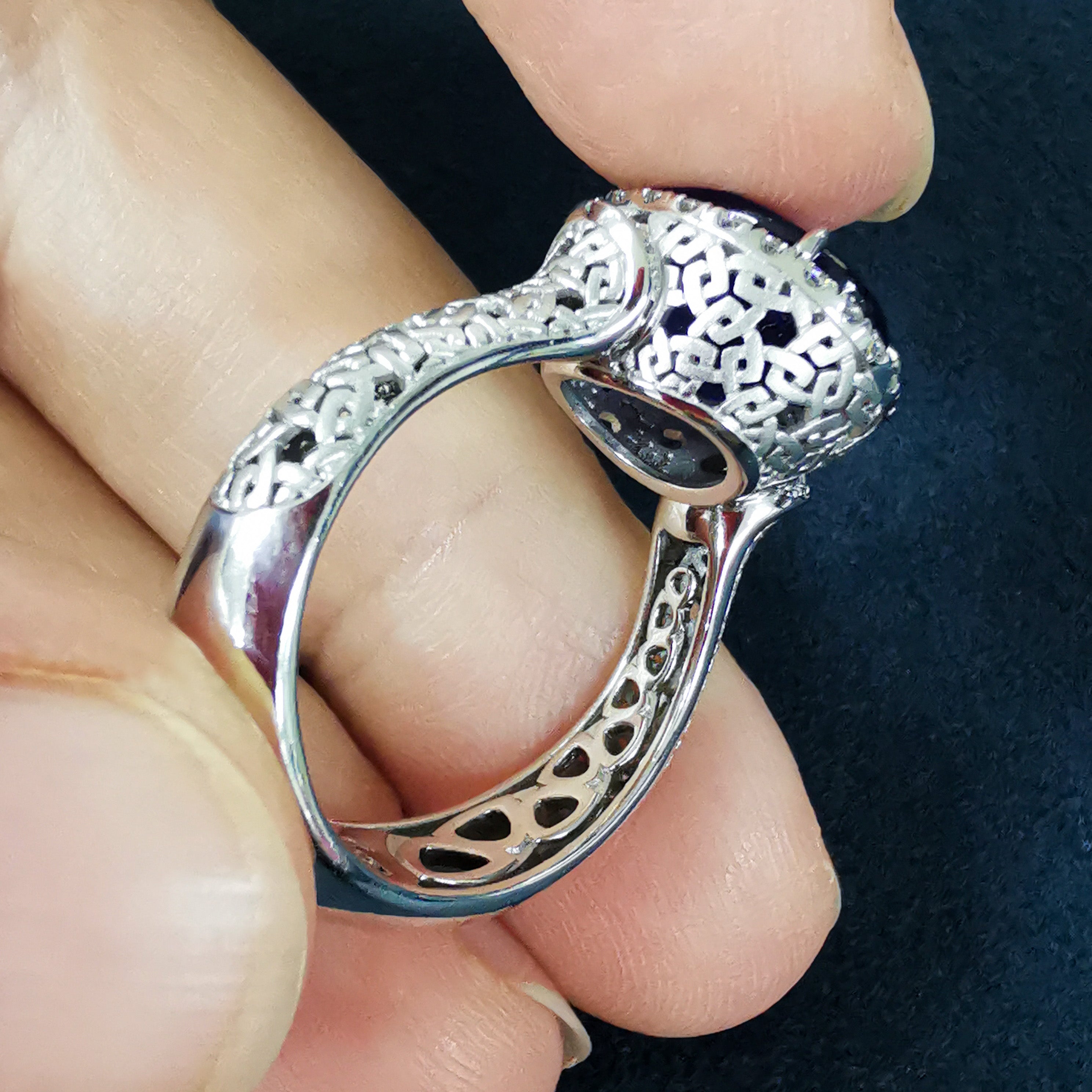 Tanzanite, Diamonds 18K White Gold Ring, R 0144-11
