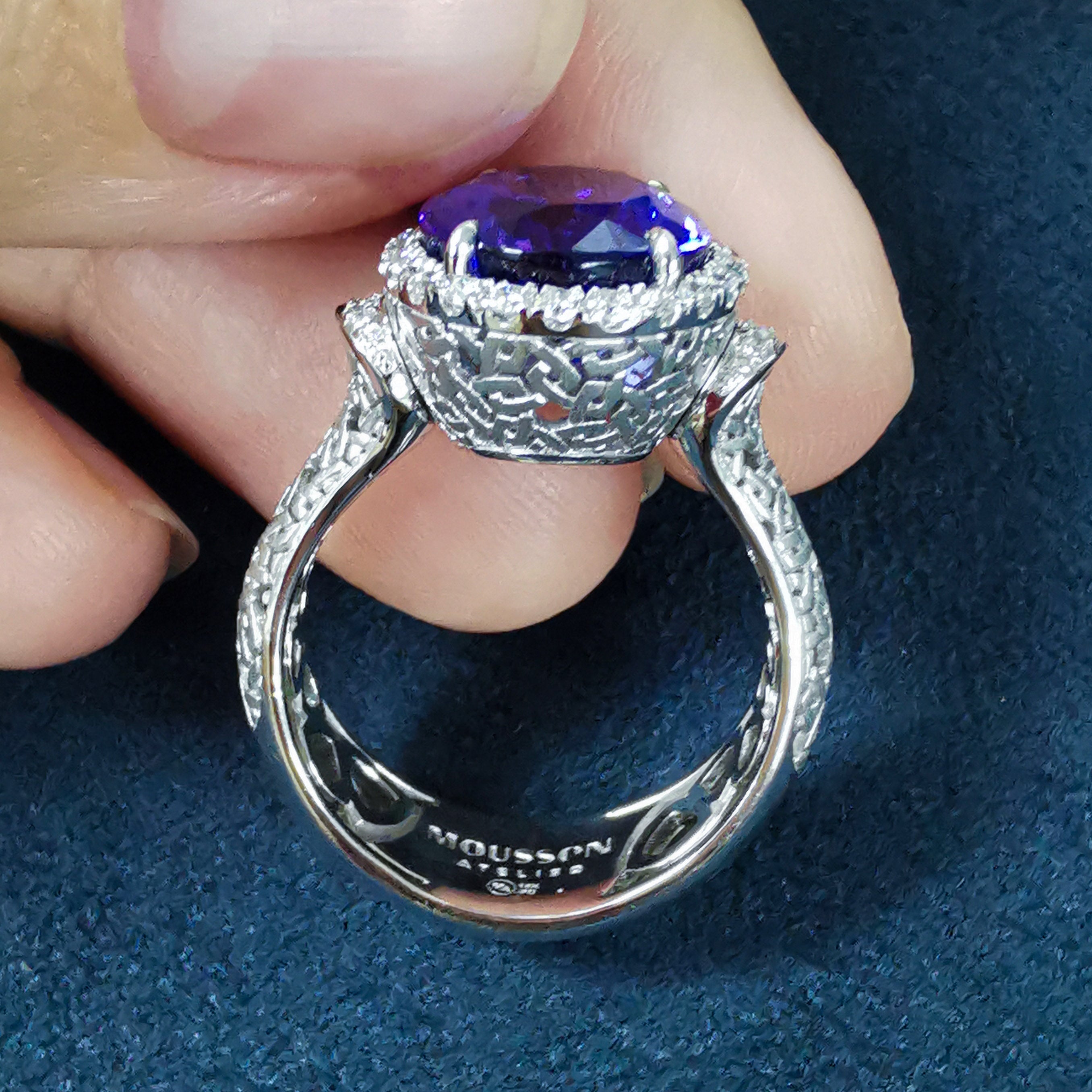 Tanzanite, Diamonds 18K White Gold Ring, R 0144-11