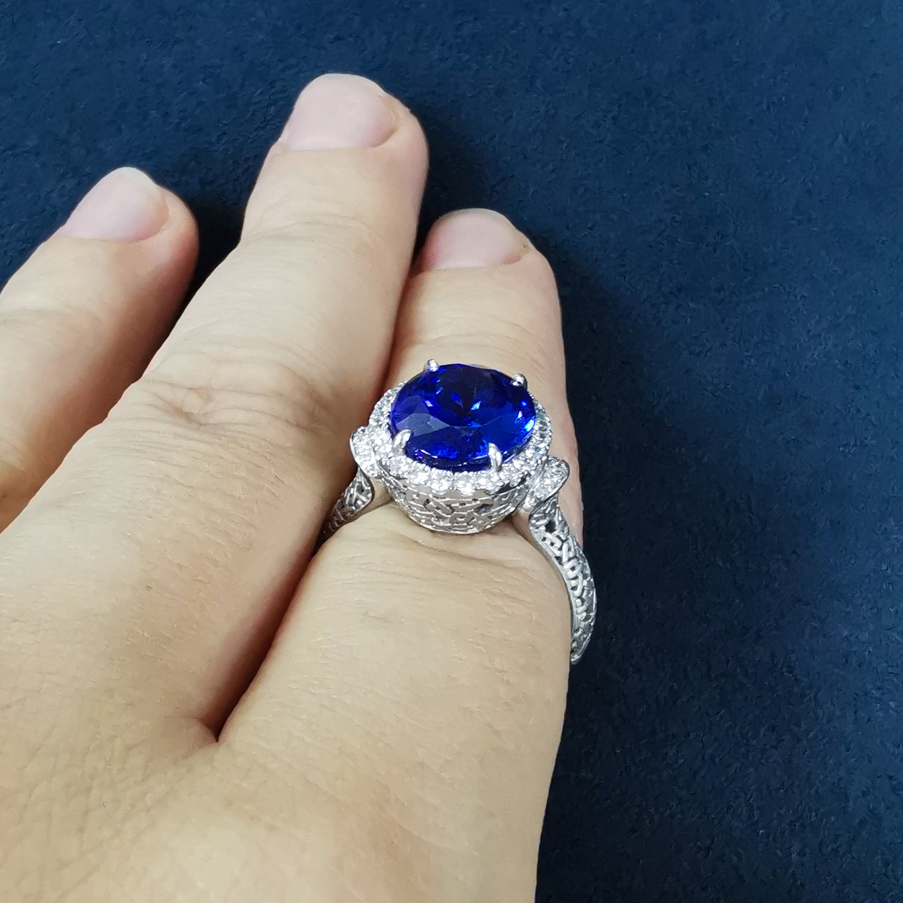 Tanzanite, Diamonds 18K White Gold Ring, R 0144-11