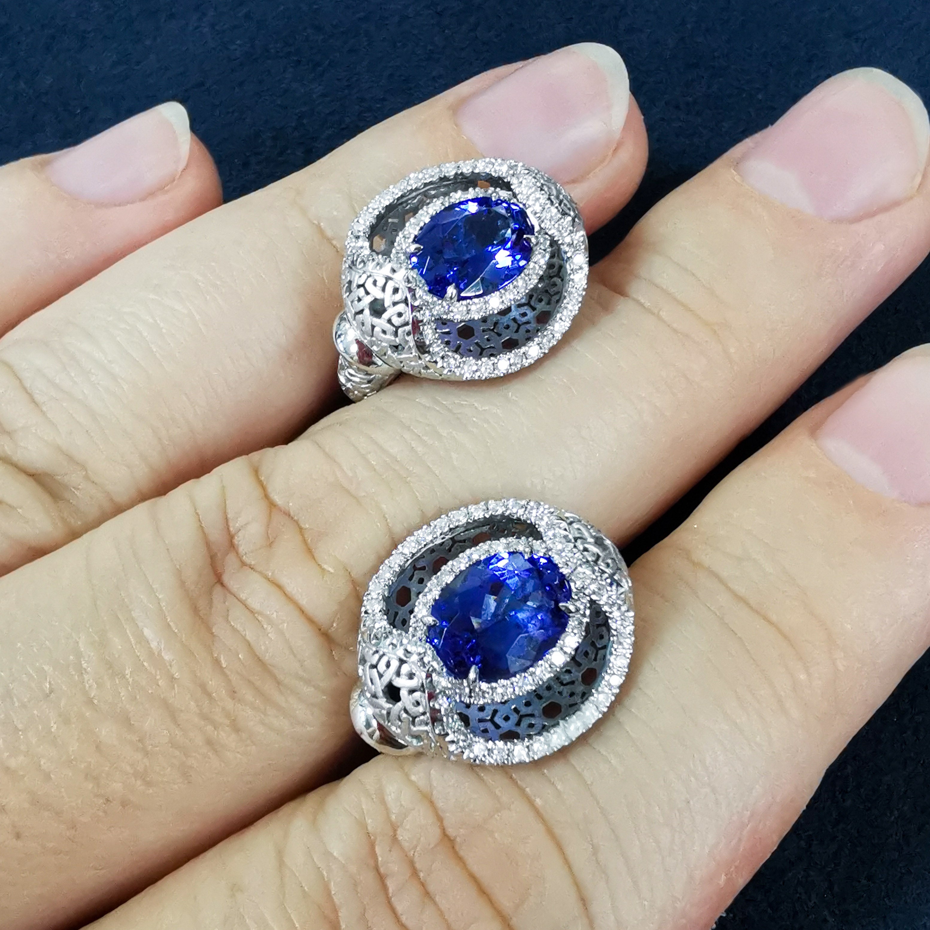 Tanzanite, Diamonds 18K White Gold Earrings,  E 0144-11