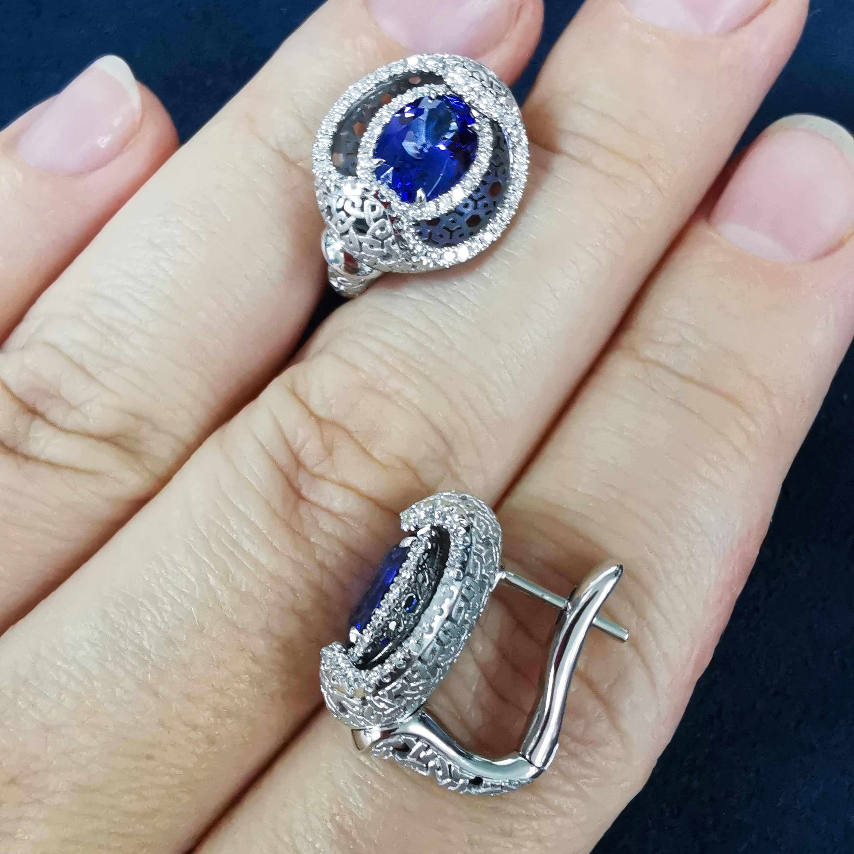 Tanzanite, Diamonds 18K White Gold Earrings,  E 0144-11