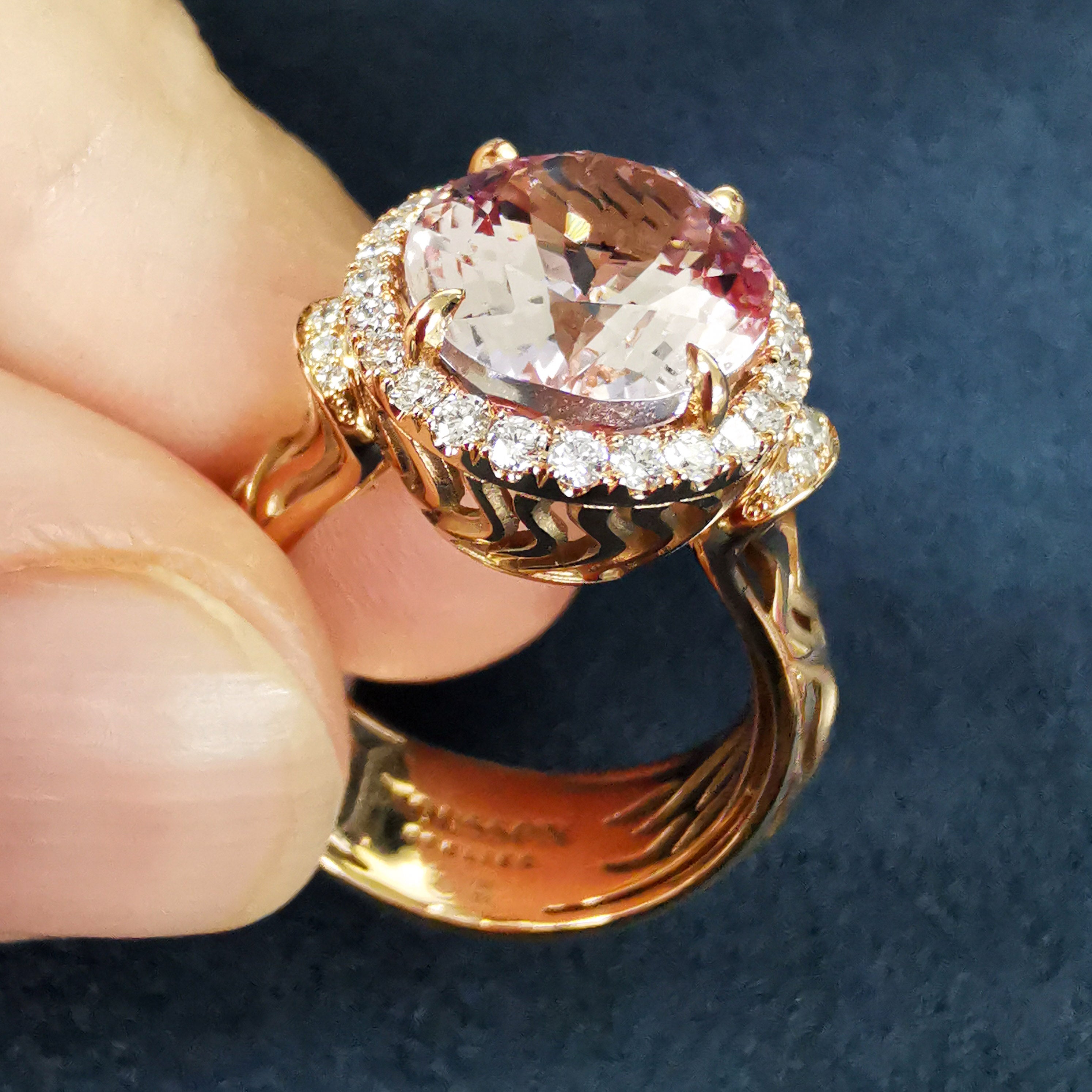 Morganite, Diamonds 18K Rose Gold Ring, R 0144-0