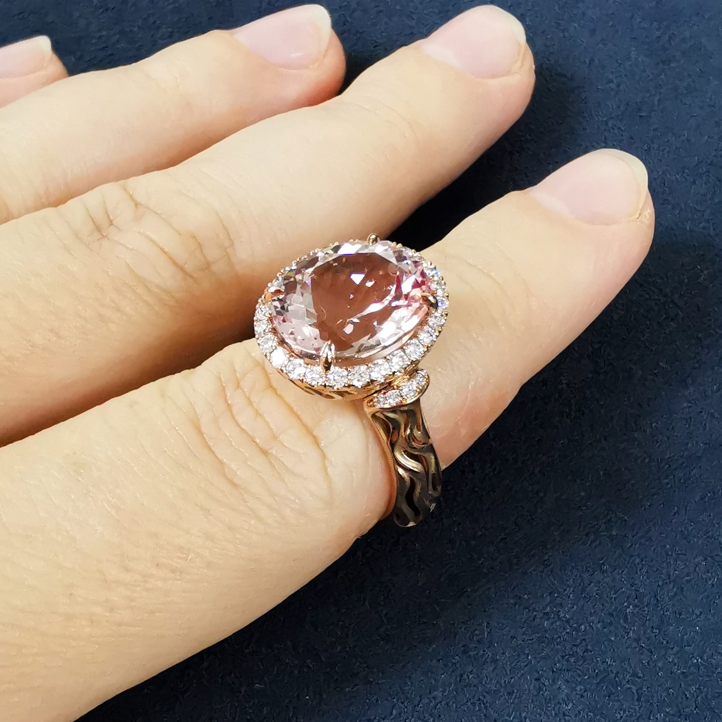 Morganite, Diamonds 18K Rose Gold Ring, R 0144-0