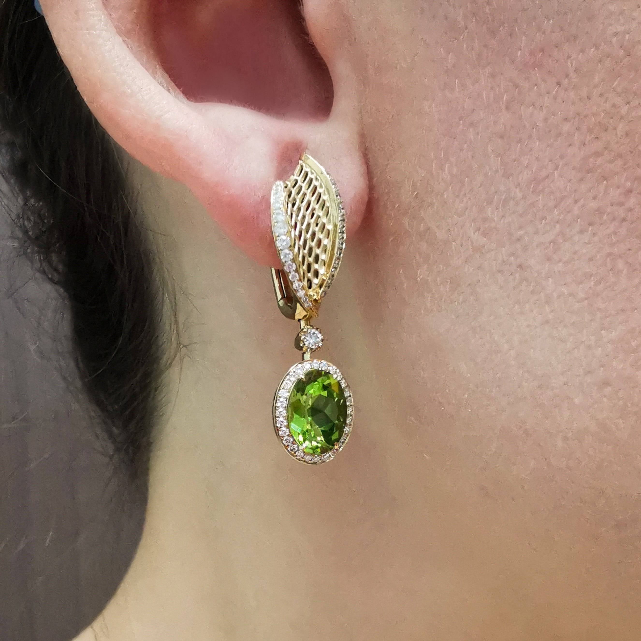 Peridot, Diamonds 18K Yellow Gold Earrings, E 0144-22
