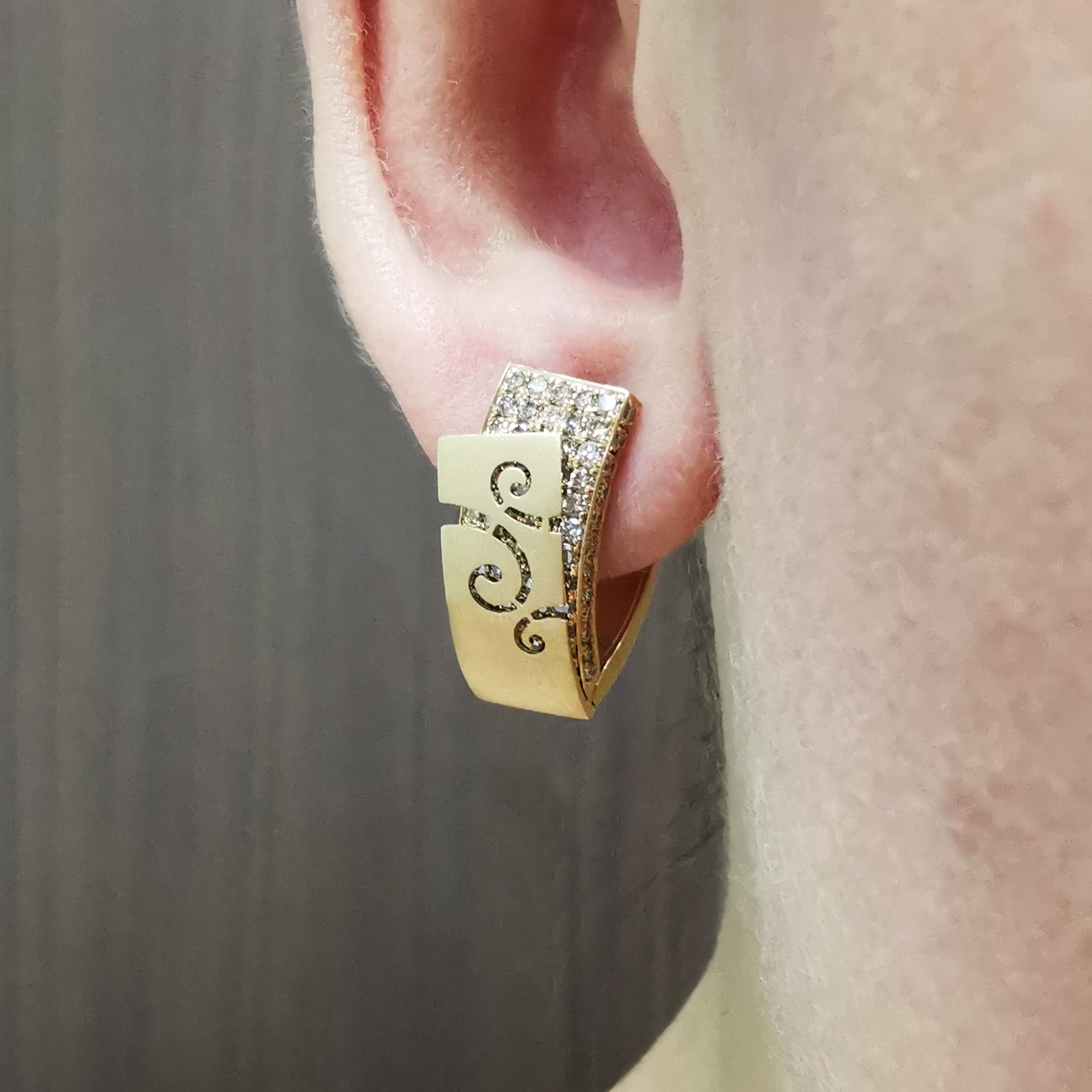 Champagne Diamonds 18K Yellow Gold Earrings, E 0003-3