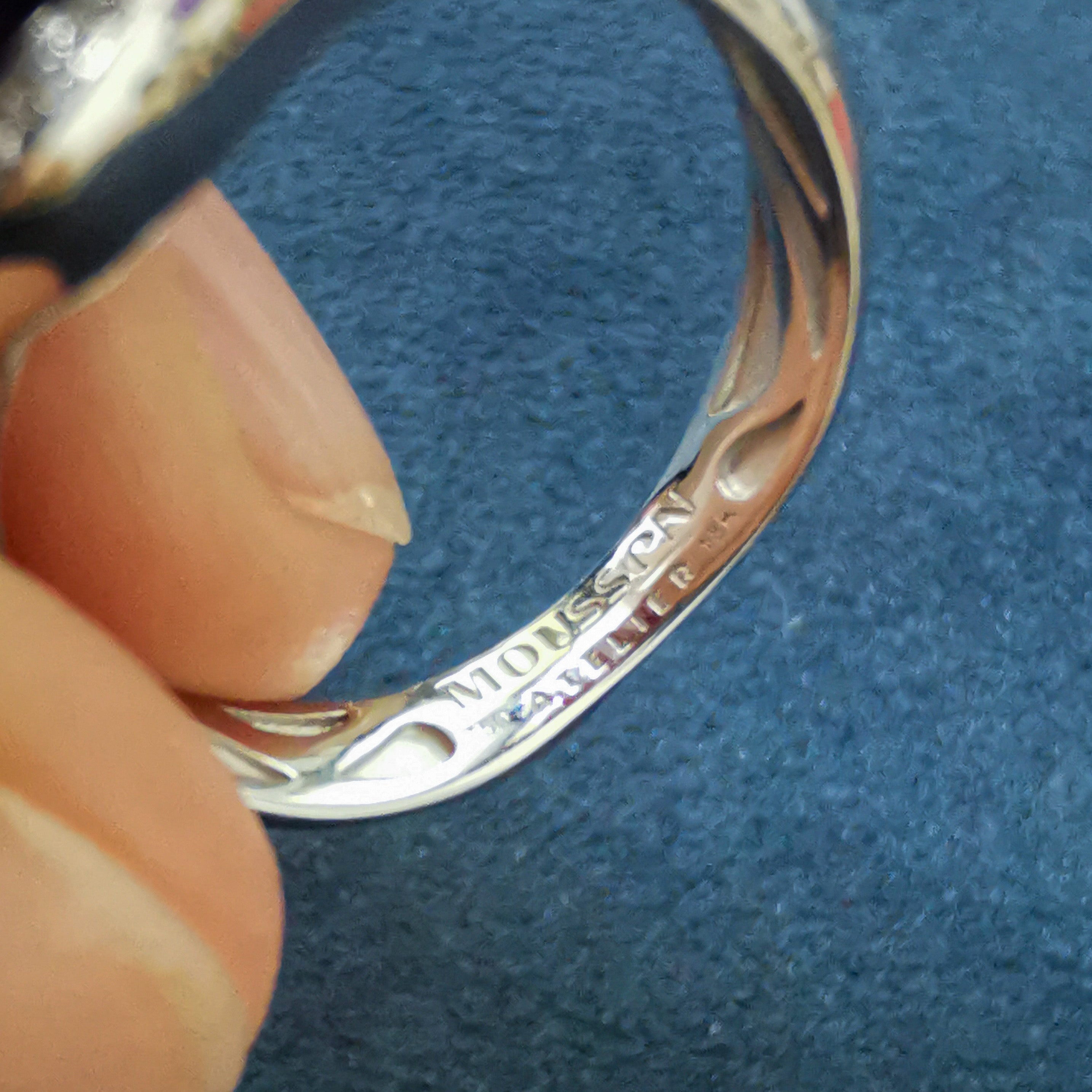 Enamel, Sapphire, Diamonds 18K White Gold Ring, R 0123-8
