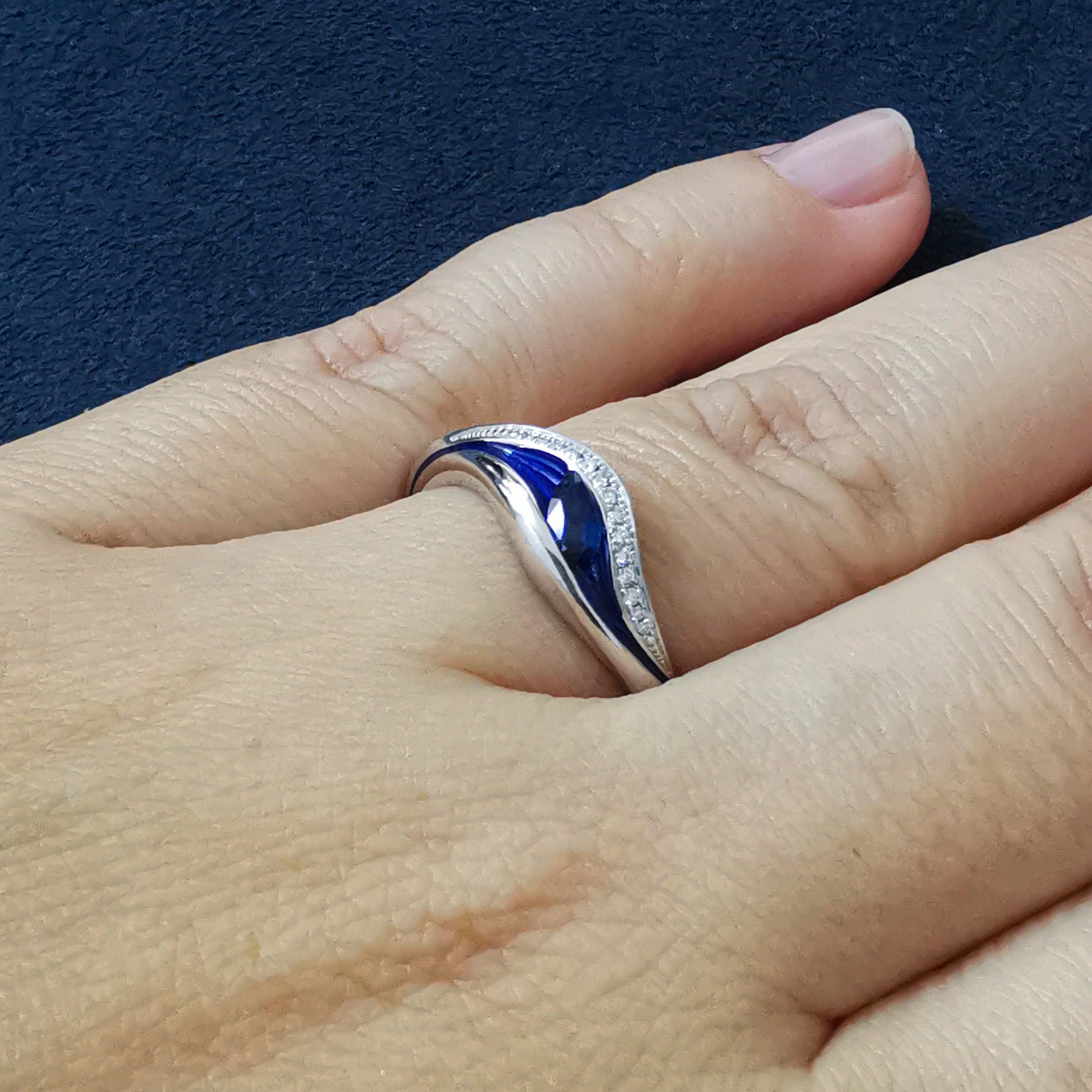 Enamel, Sapphire, Diamonds 18K White Gold Ring, R 0123-8