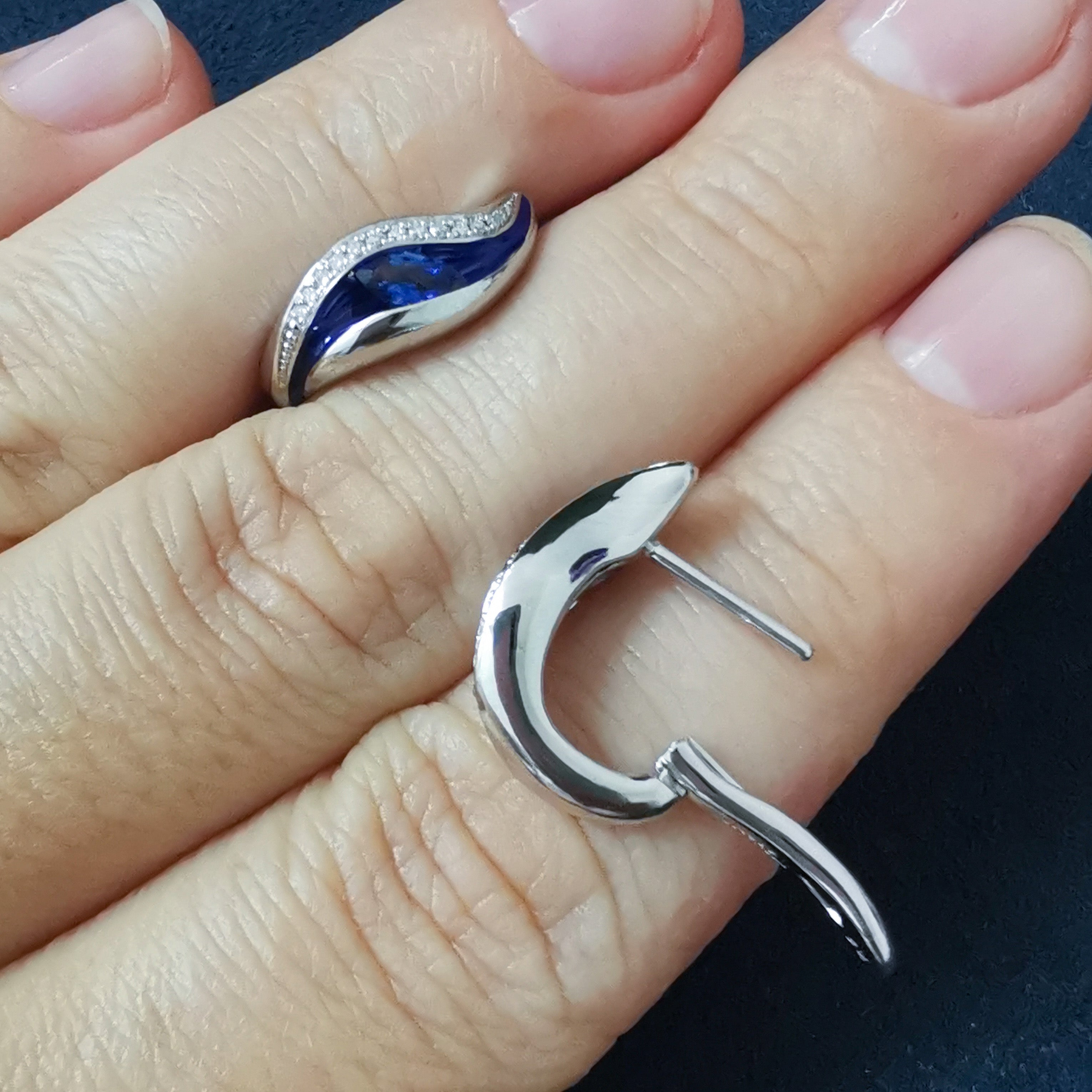 Enamel, Sapphire, Diamonds 18K White Gold Earrings, E 0123-80