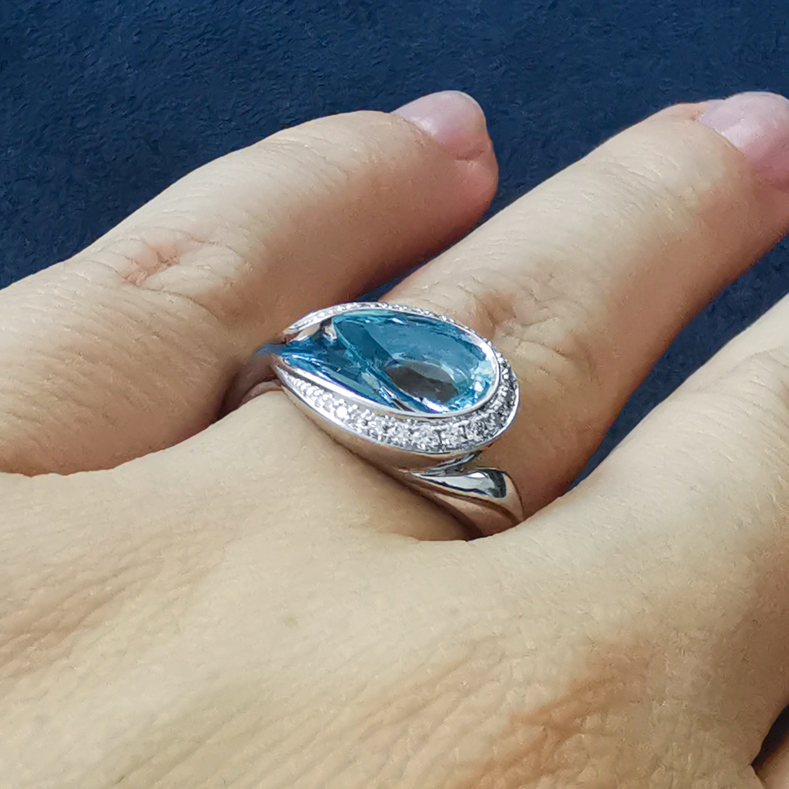Enamel, Aquamarine, Diamonds 18K White Gold Ring, R 0123-4