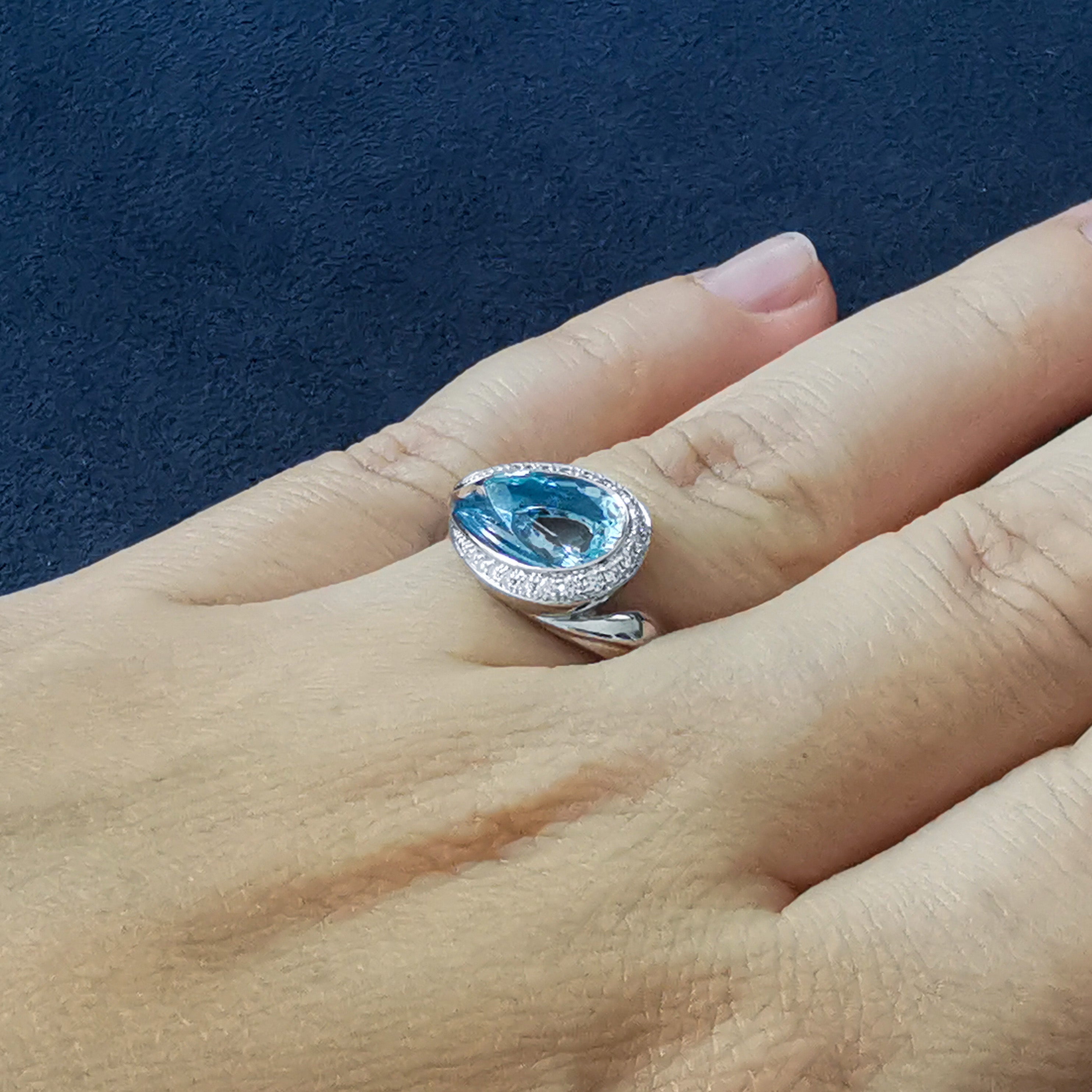 Enamel, Aquamarine, Diamonds 18K White Gold Ring, R 0123-4