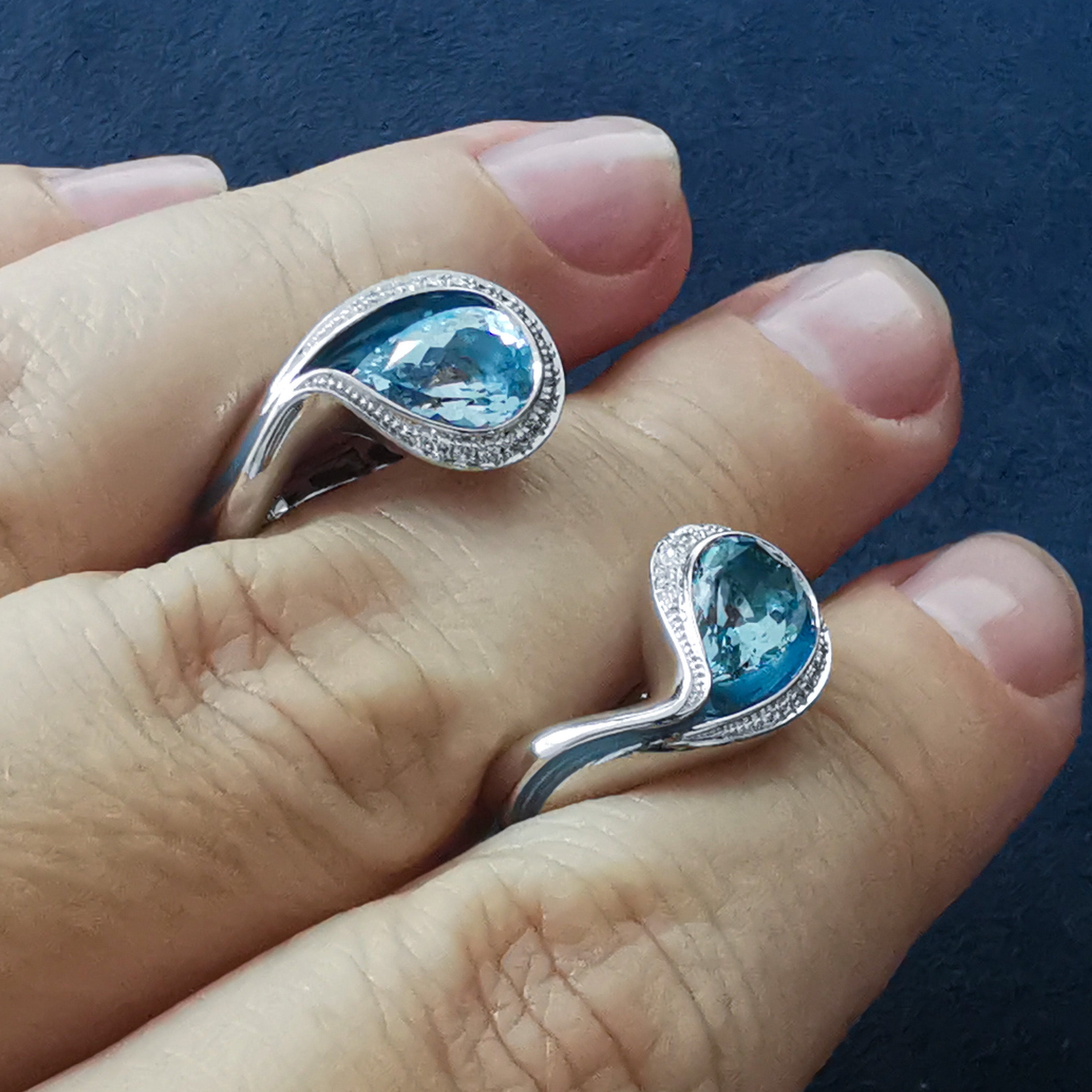 Enamel, Aquamarine, Diamonds 18K White Gold Earrings, E 0123-40