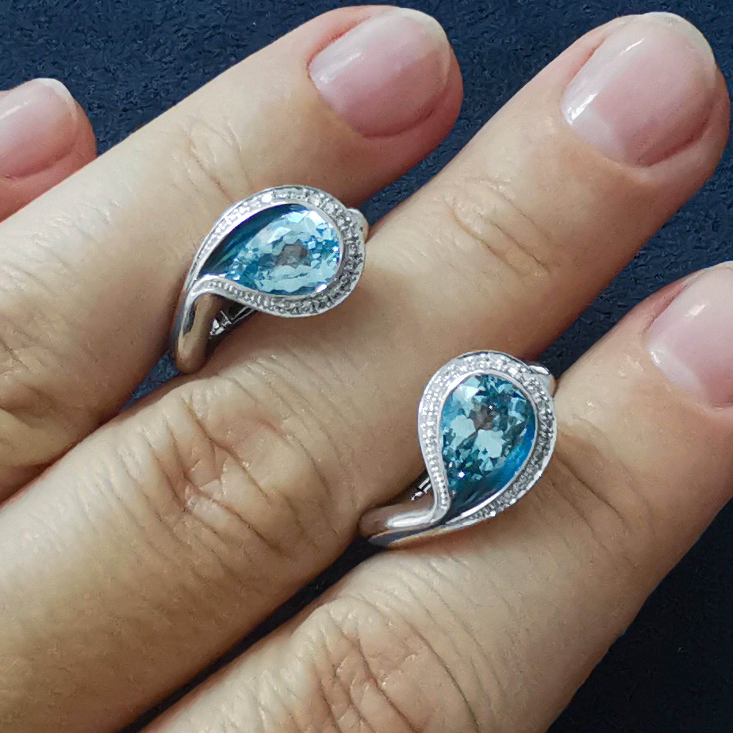 Enamel, Aquamarine, Diamonds 18K White Gold Earrings, E 0123-40