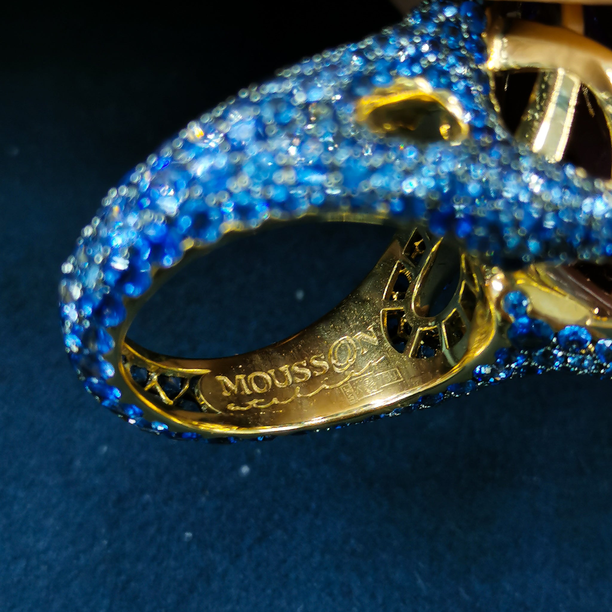 Amethyst, Sapphires 18K Yellow Gold Ring, R 0049-0
