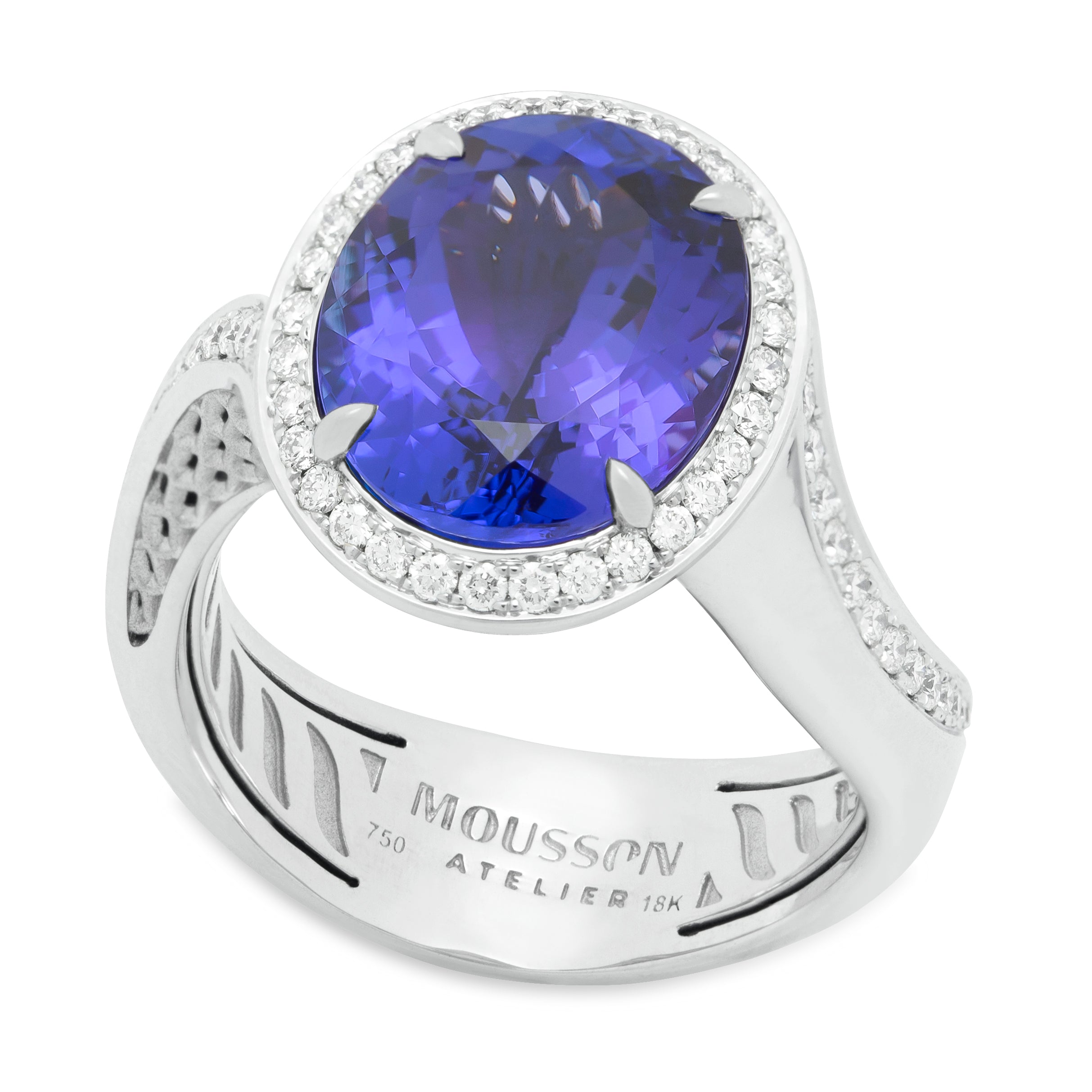 R 0144-2, 18K White Gold, Tanzanite, Diamonds Ring