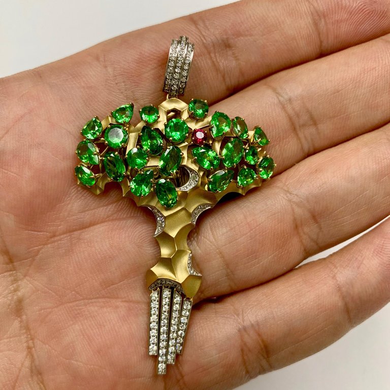 Tsavorite, Ruby, Diamonds 18K Yellow Gold Pendant, P 0145-0