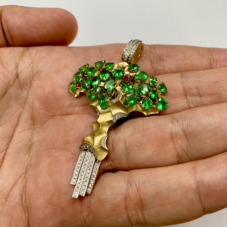 Tsavorite, Ruby, Diamonds 18K Yellow Gold Pendant, P 0145-0